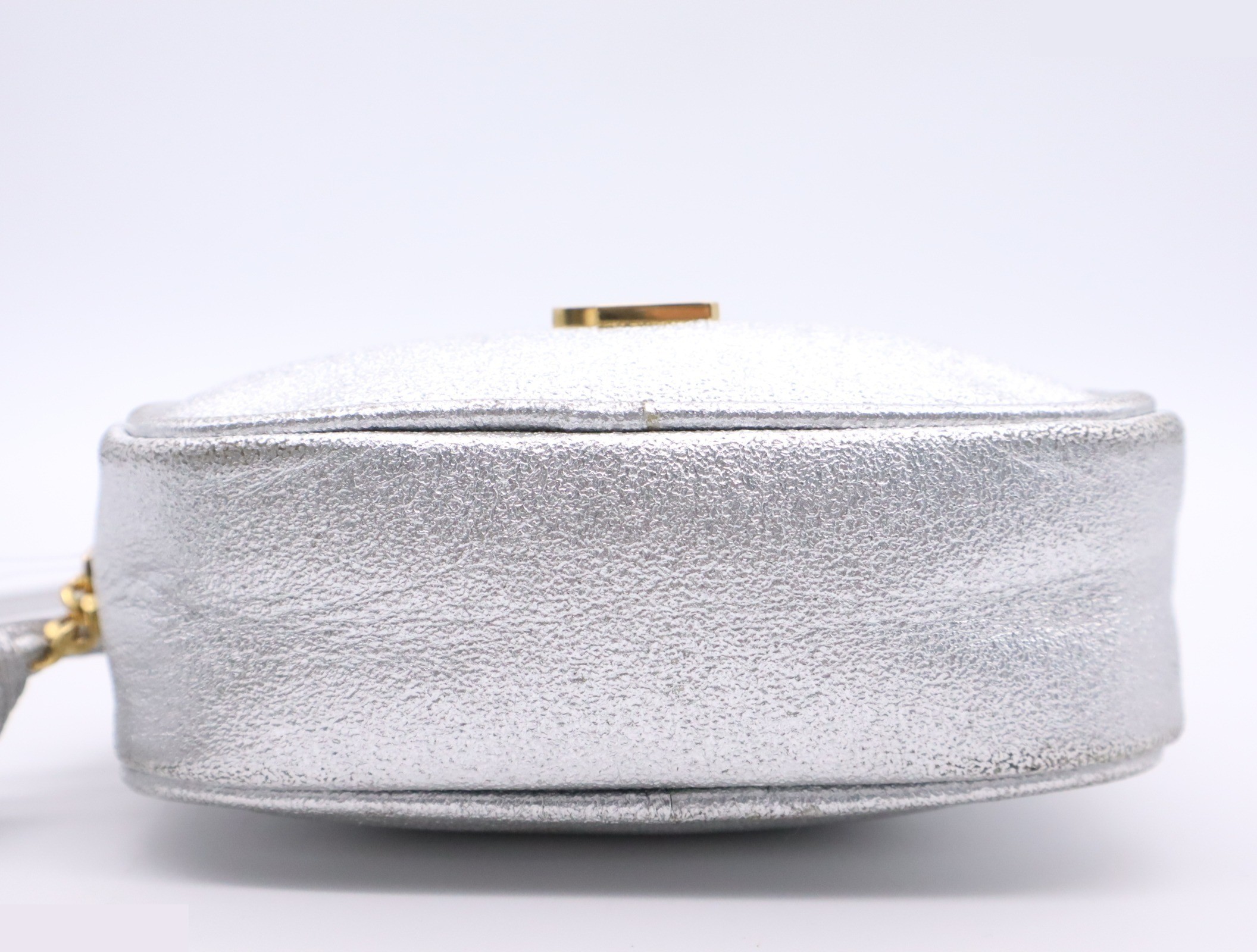 Leather blogger bag, silver, gold hardware. — view 4