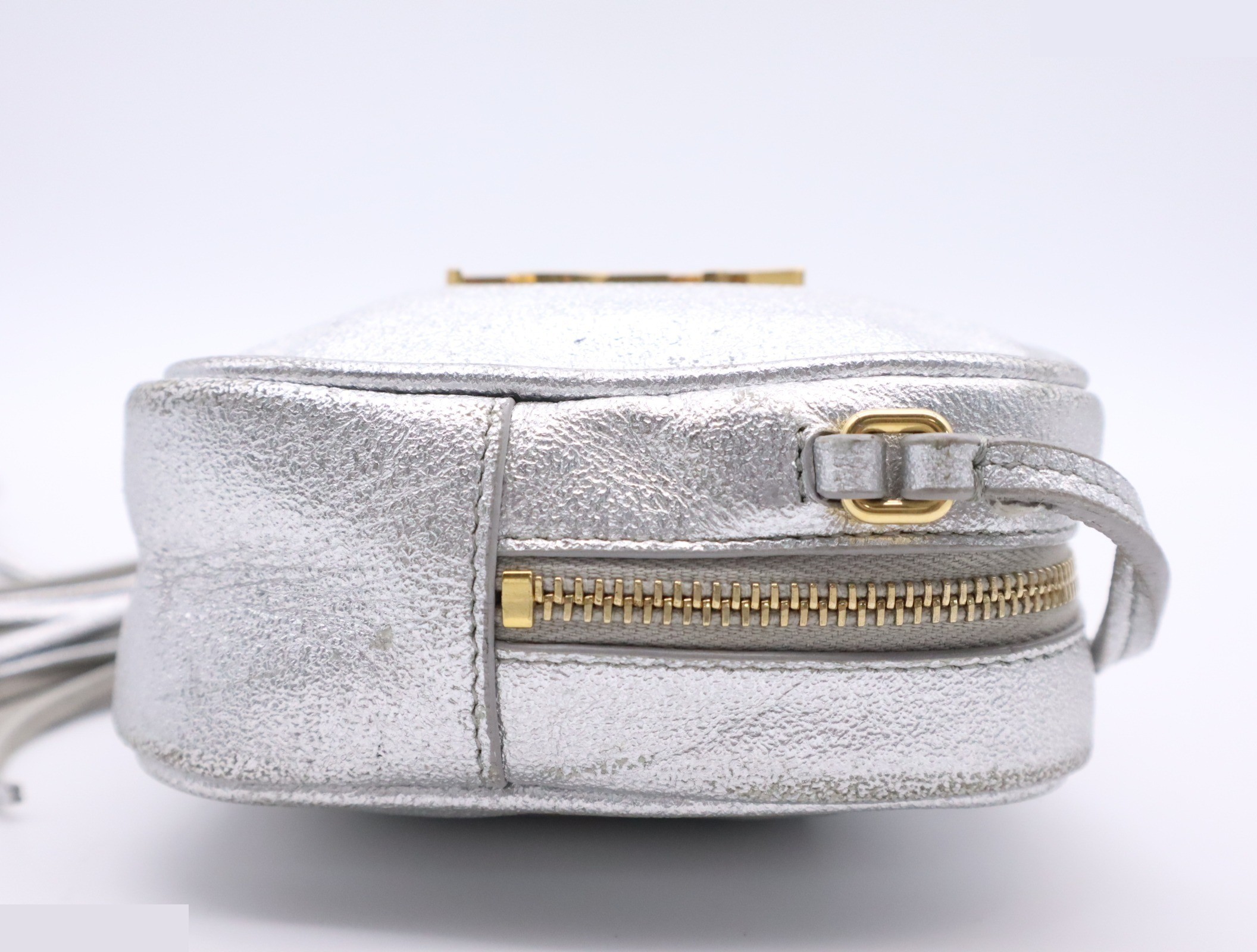 Leather blogger bag, silver, gold hardware. — view 5