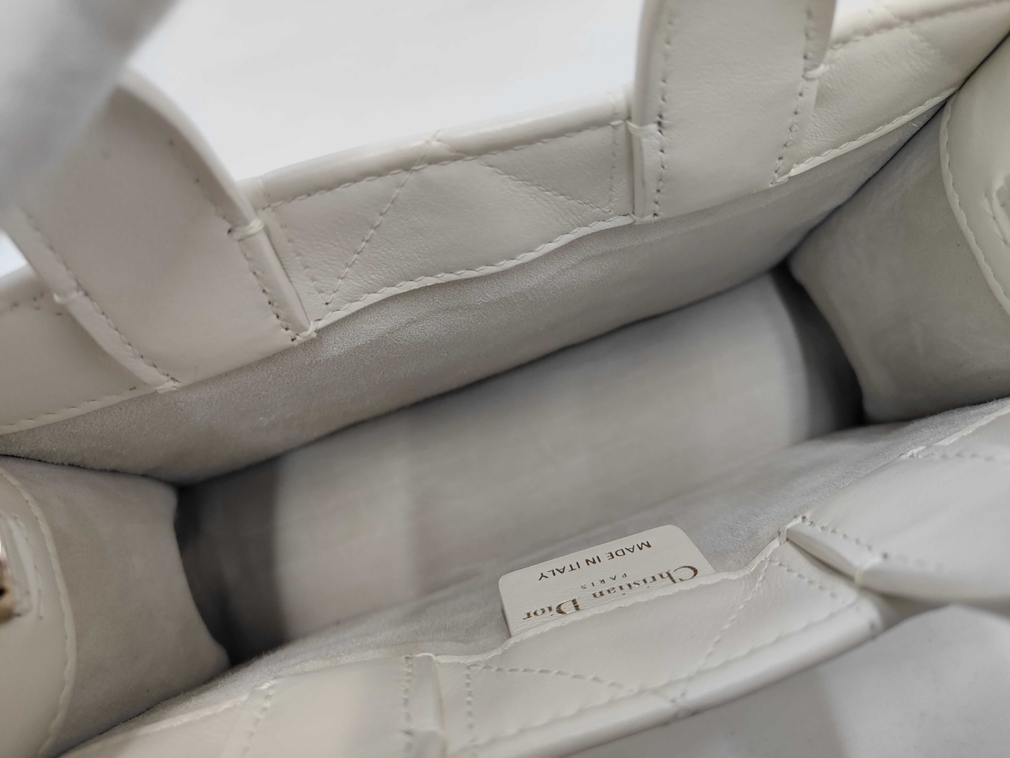 BAG CANNAGE MICRO CALFSKIN BOOK TOTE MINI 2WAY HAND BAG WHITE 62MA-0254 Shoulder Bag — view 7