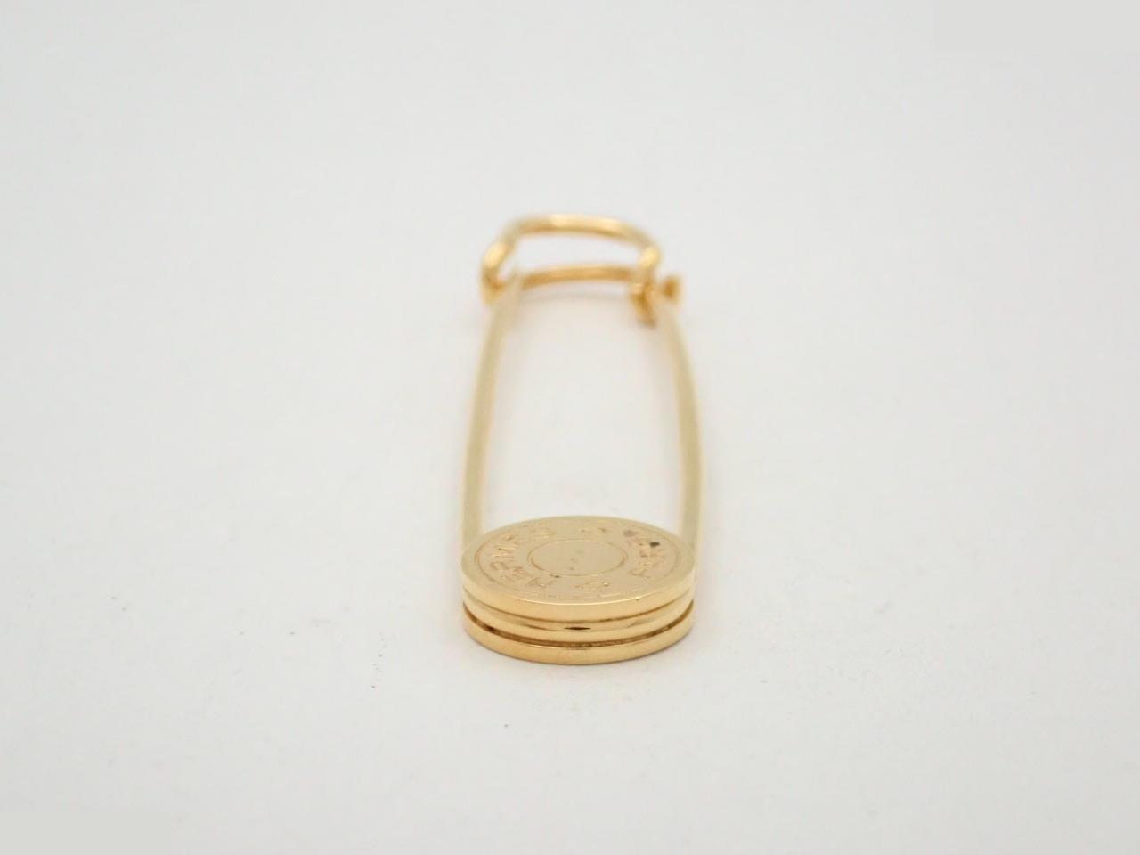 brooch — view 3