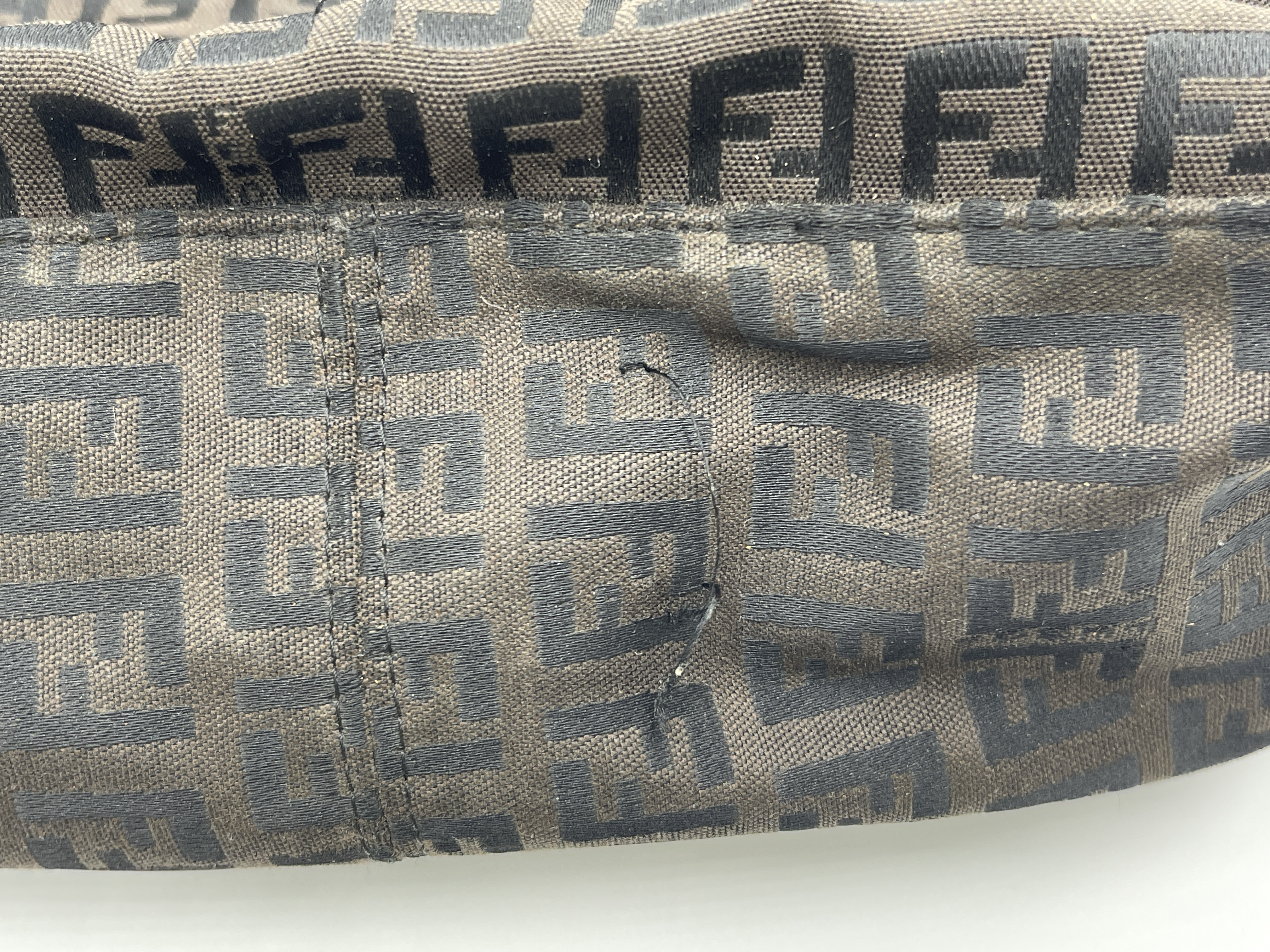 Zucchino Pouch — view 10