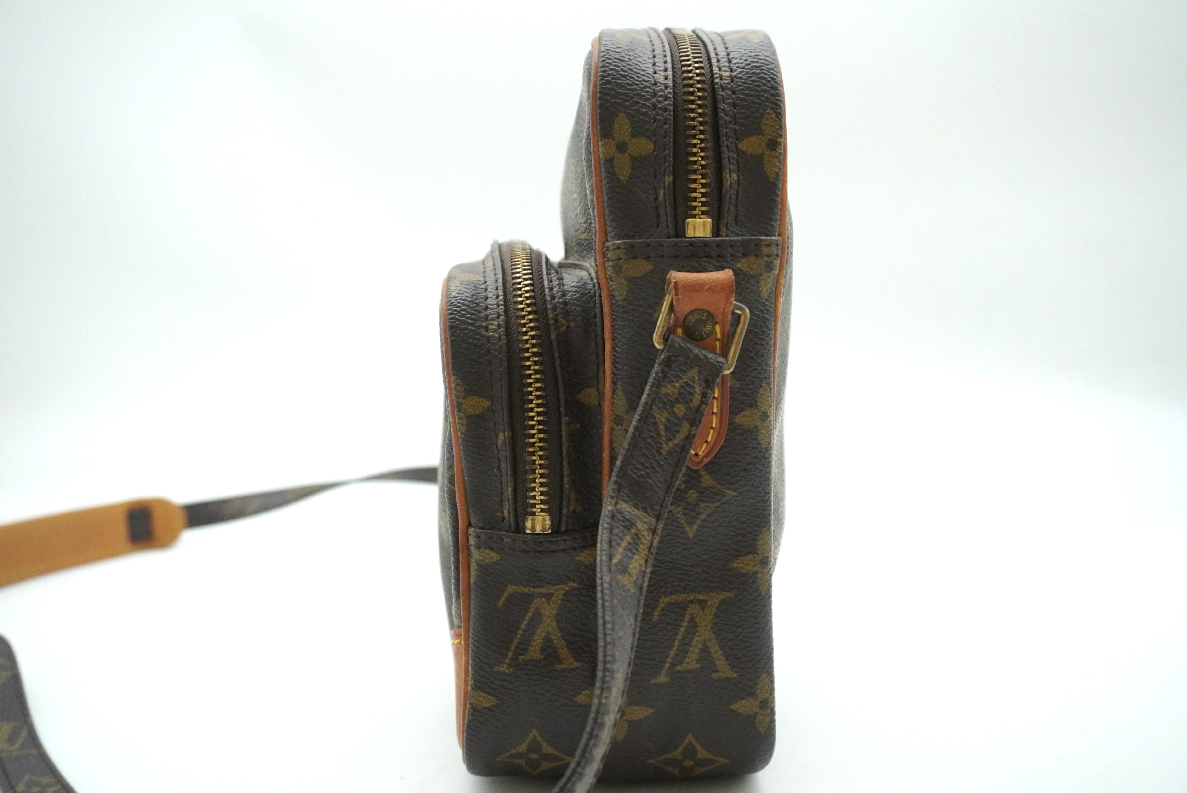 Monogram Amazon M45236 Shoulder Bag — view 3