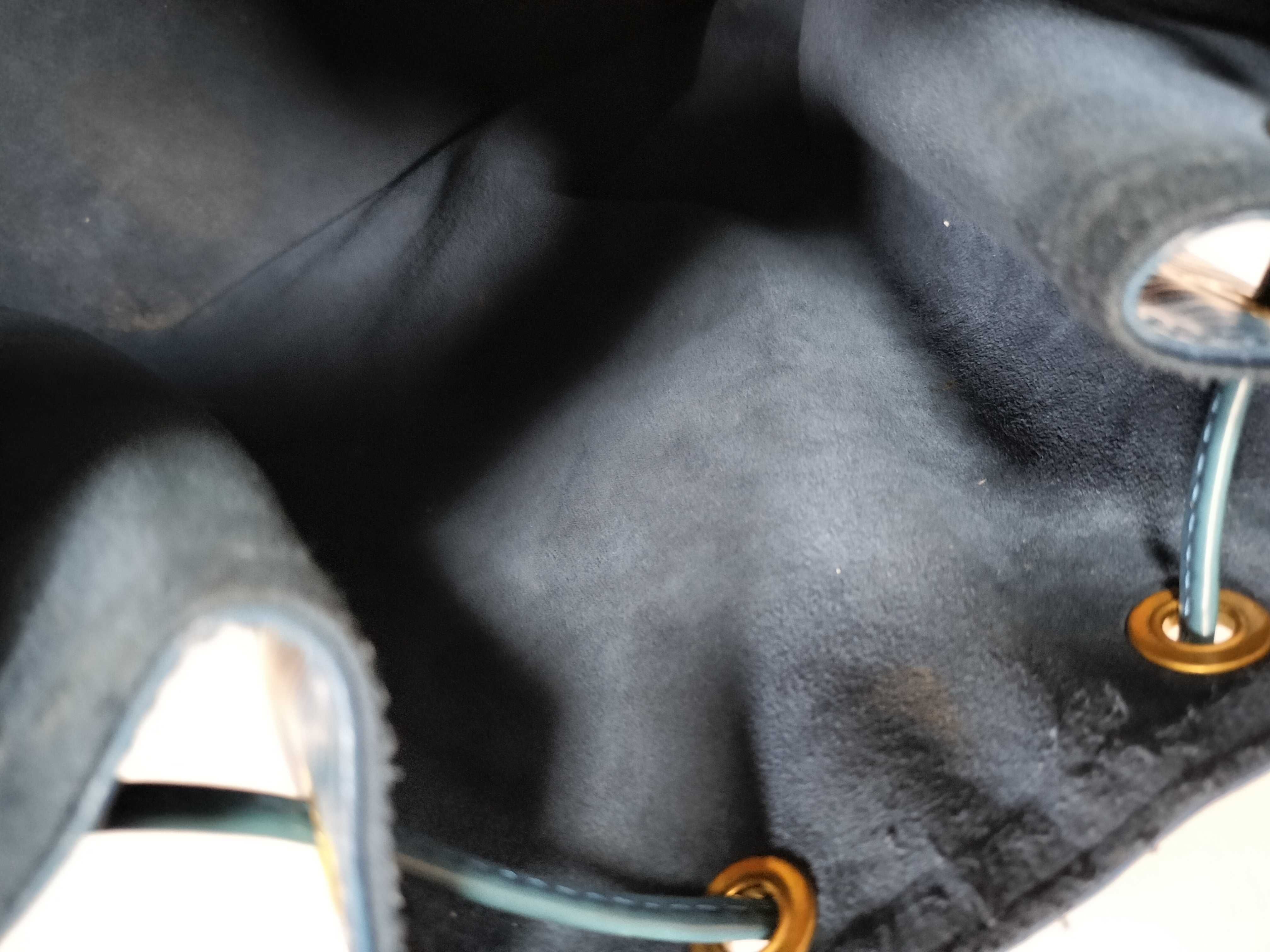 Epi Noe Shoulder Bag — view 13