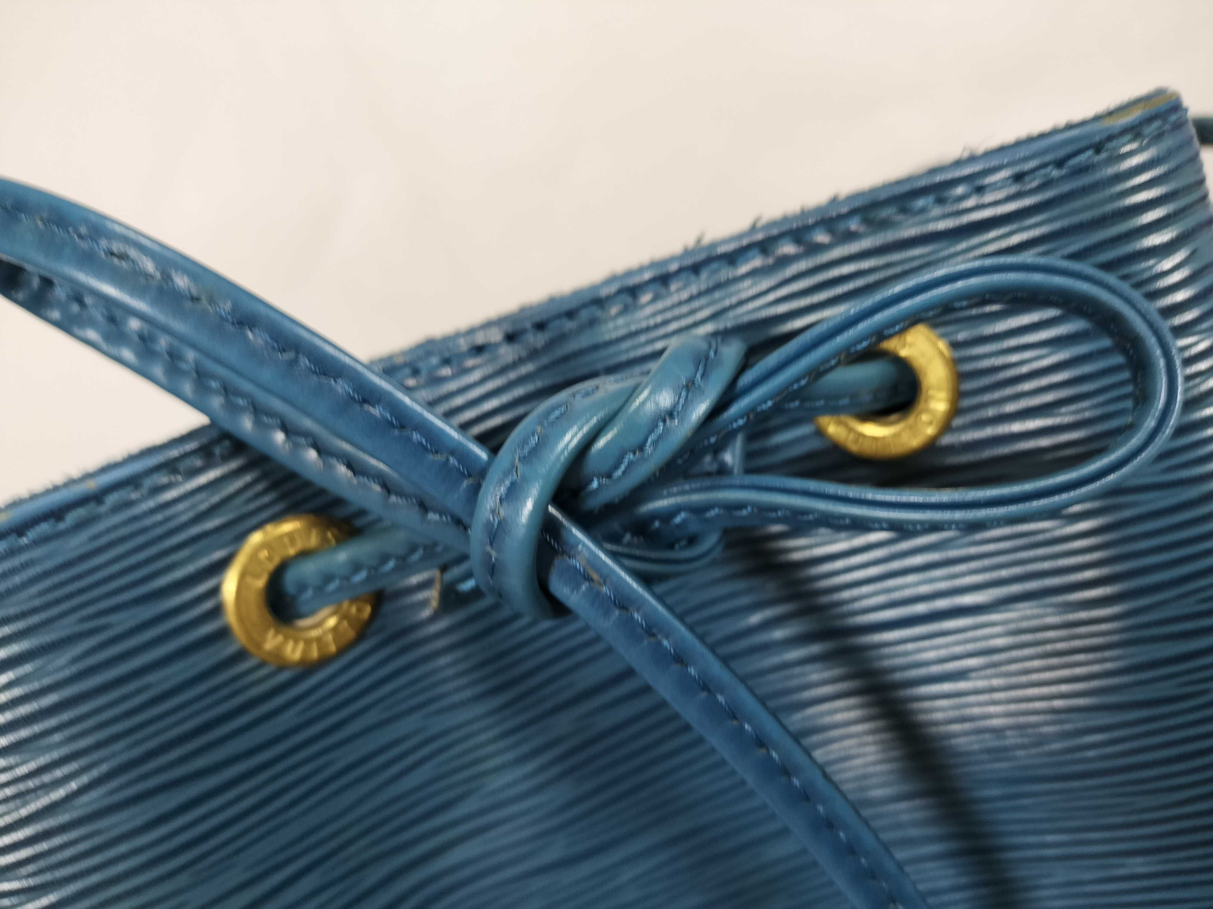 Epi Noe Shoulder Bag — view 8