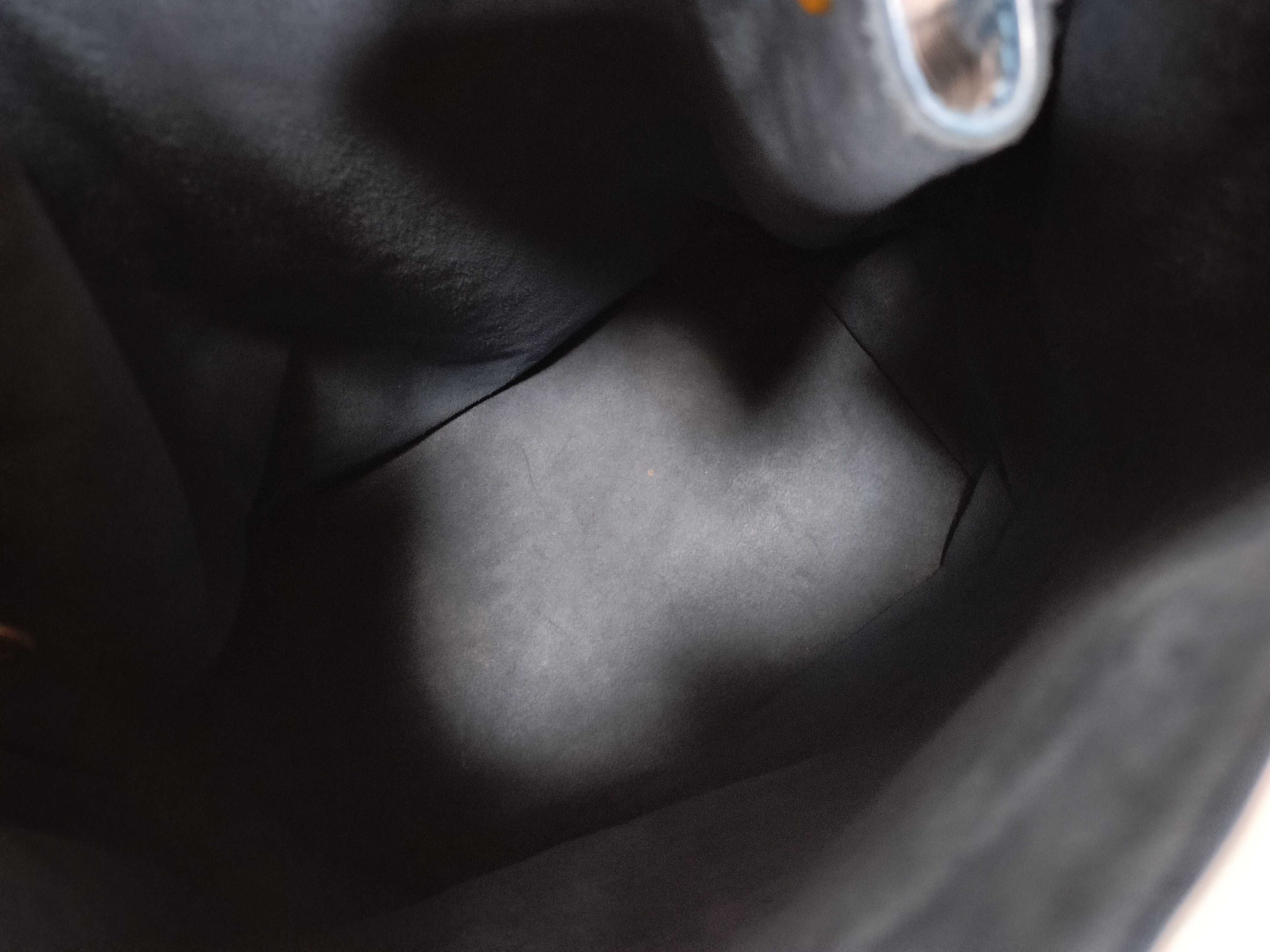 Epi Noe Shoulder Bag — view 9
