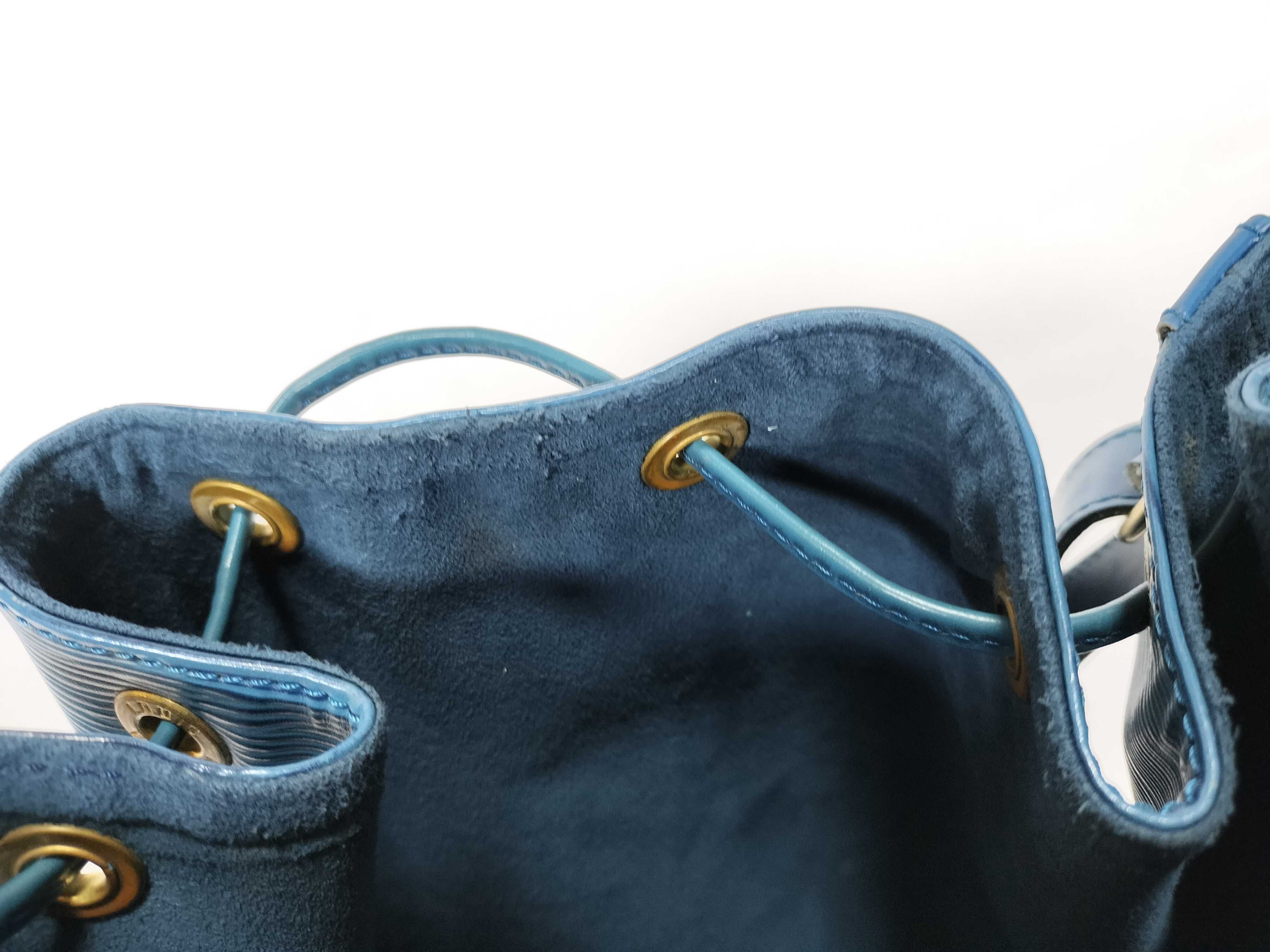 Epi Noe Shoulder Bag — view 10