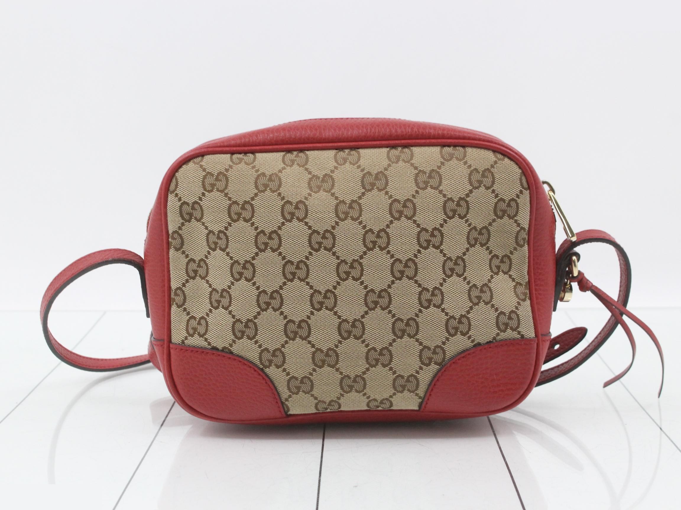 GG Canvas Shoulder Bag — view 2