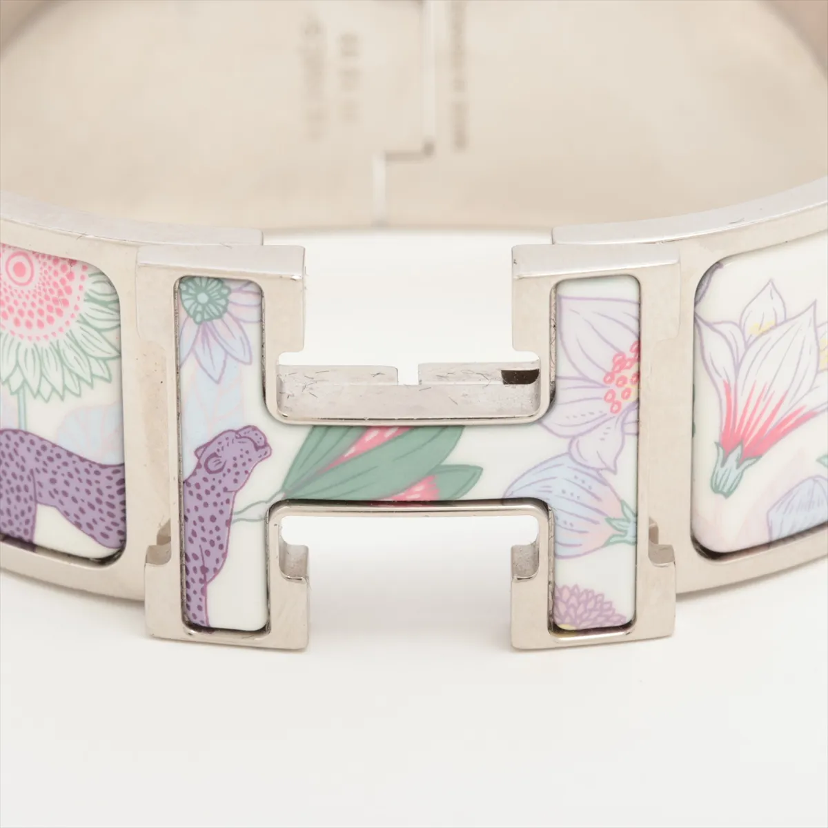 Click Crack H bangle bracelet enamel x metal multicolor x silver dents scratches dullness dirt discoloration peeling Olu Wayom Delios — view 3