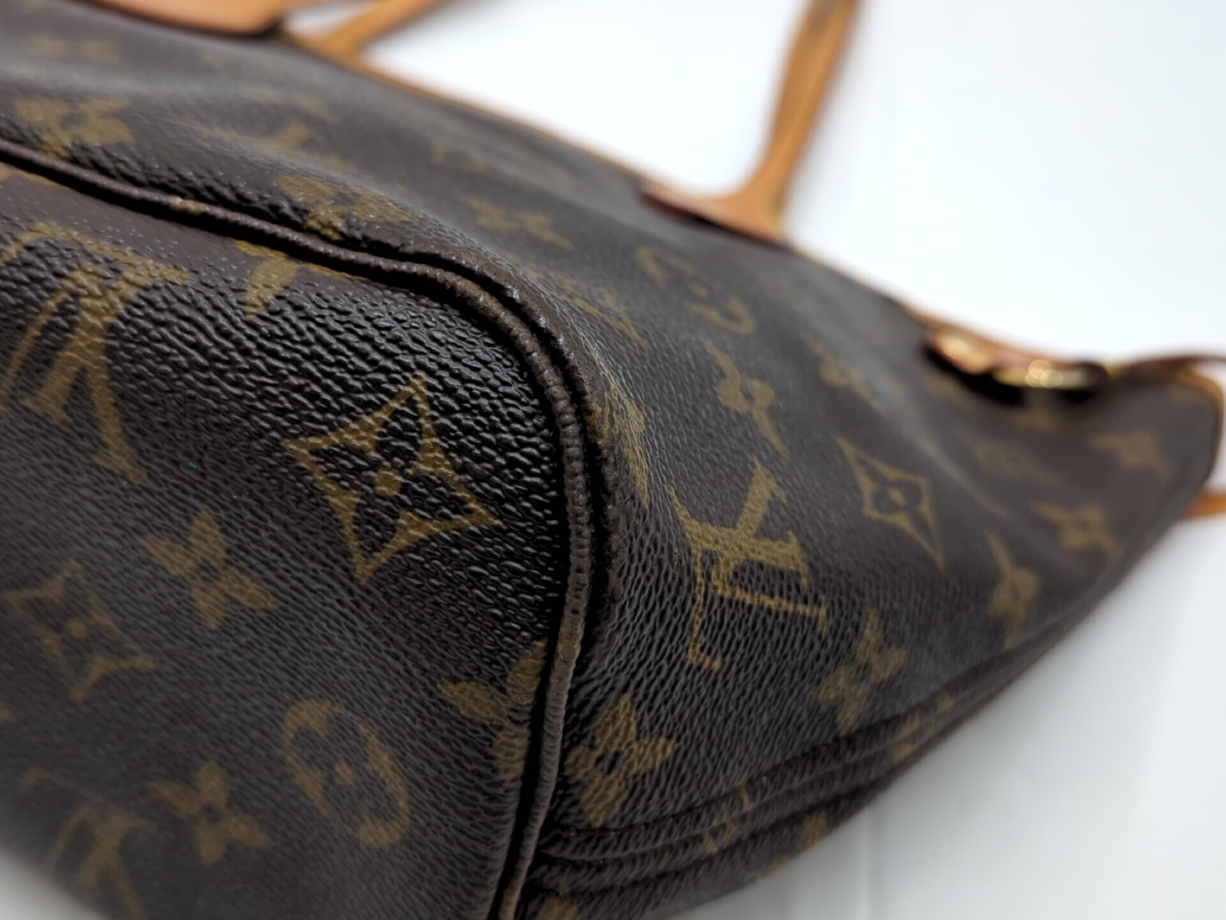 M40155 Monogram Neverfull PM Handbag — view 3