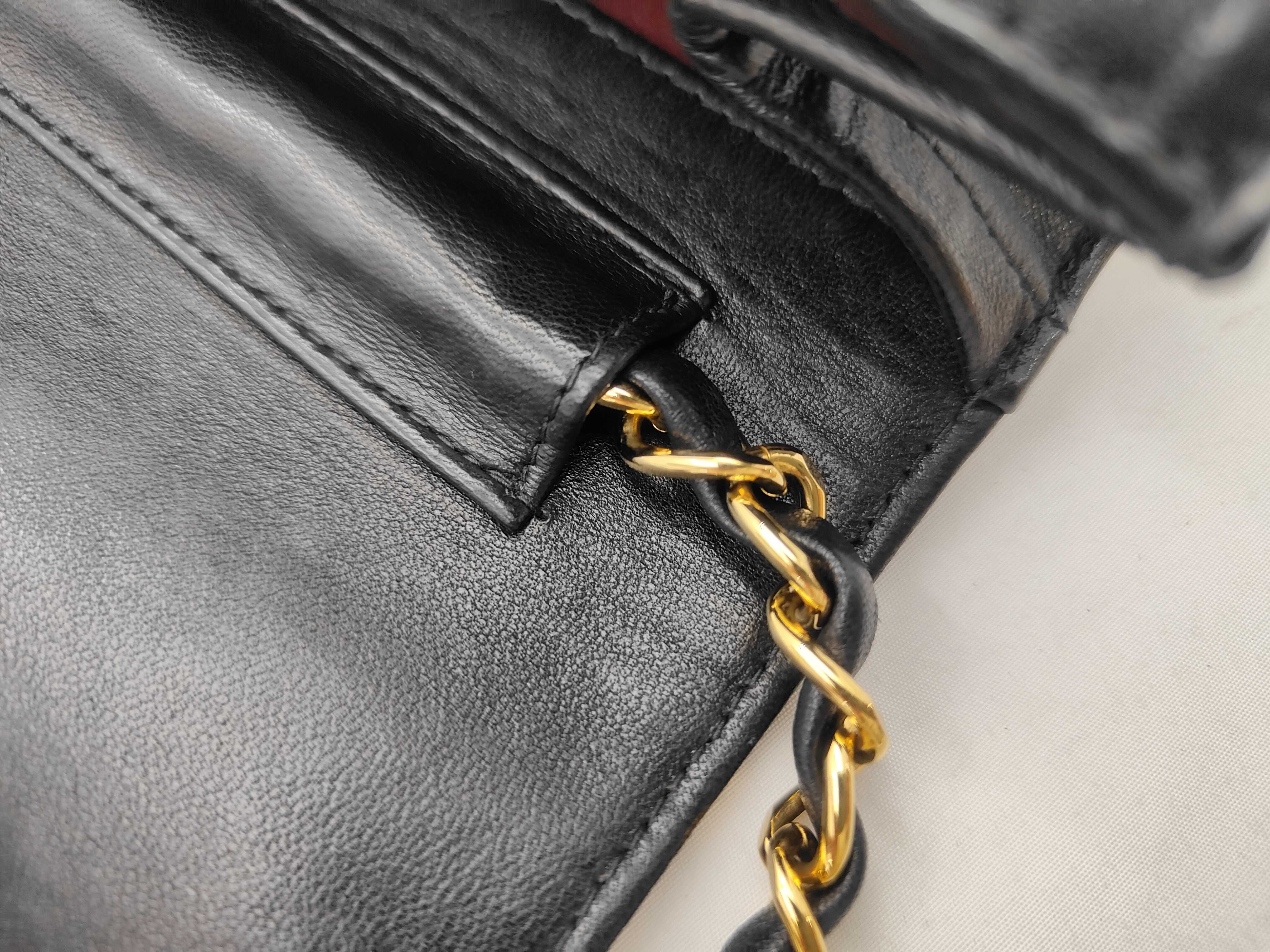 Matelassé Lambskin Push-Lock Chain Shoulder Bag (Stamp Included, Serial Number 4) — view 5