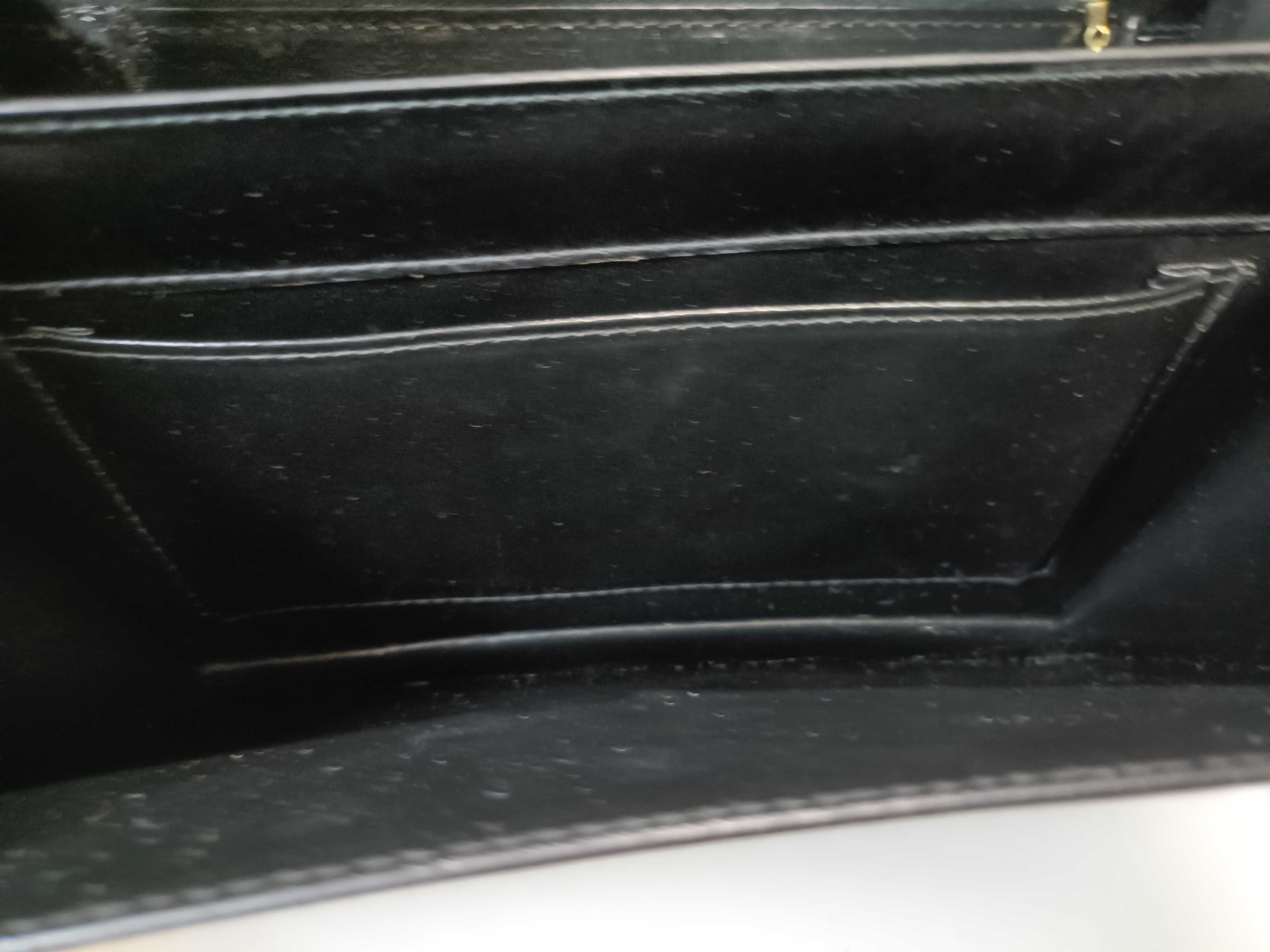Box Calf Vintage Shoulder Bag — view 11