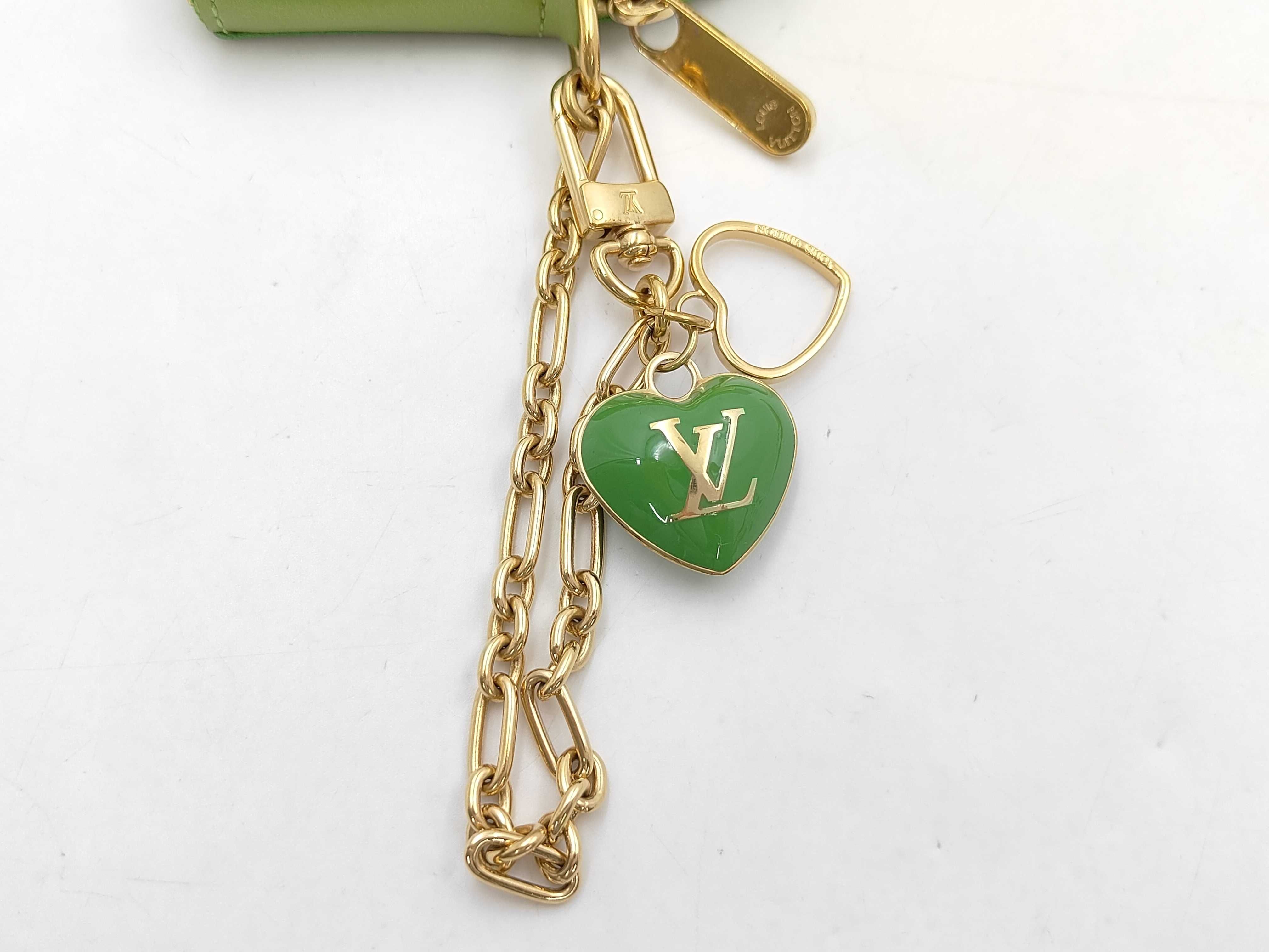 Porte Monnaie Coeur Vernis Yellow-Green M93563 TH4088 Coin Case — view 11
