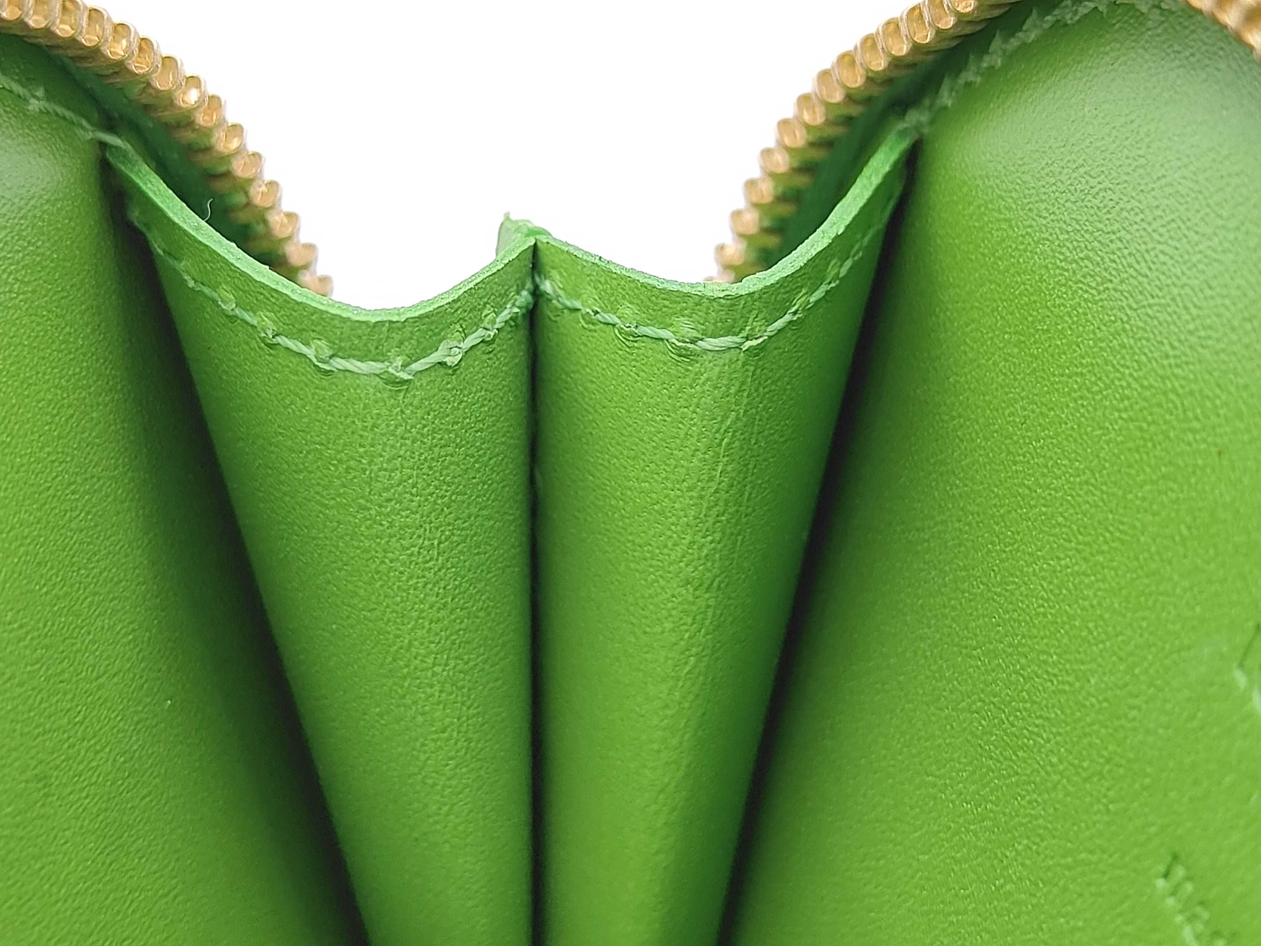 Porte Monnaie Coeur Vernis Yellow-Green M93563 TH4088 Coin Case — view 8