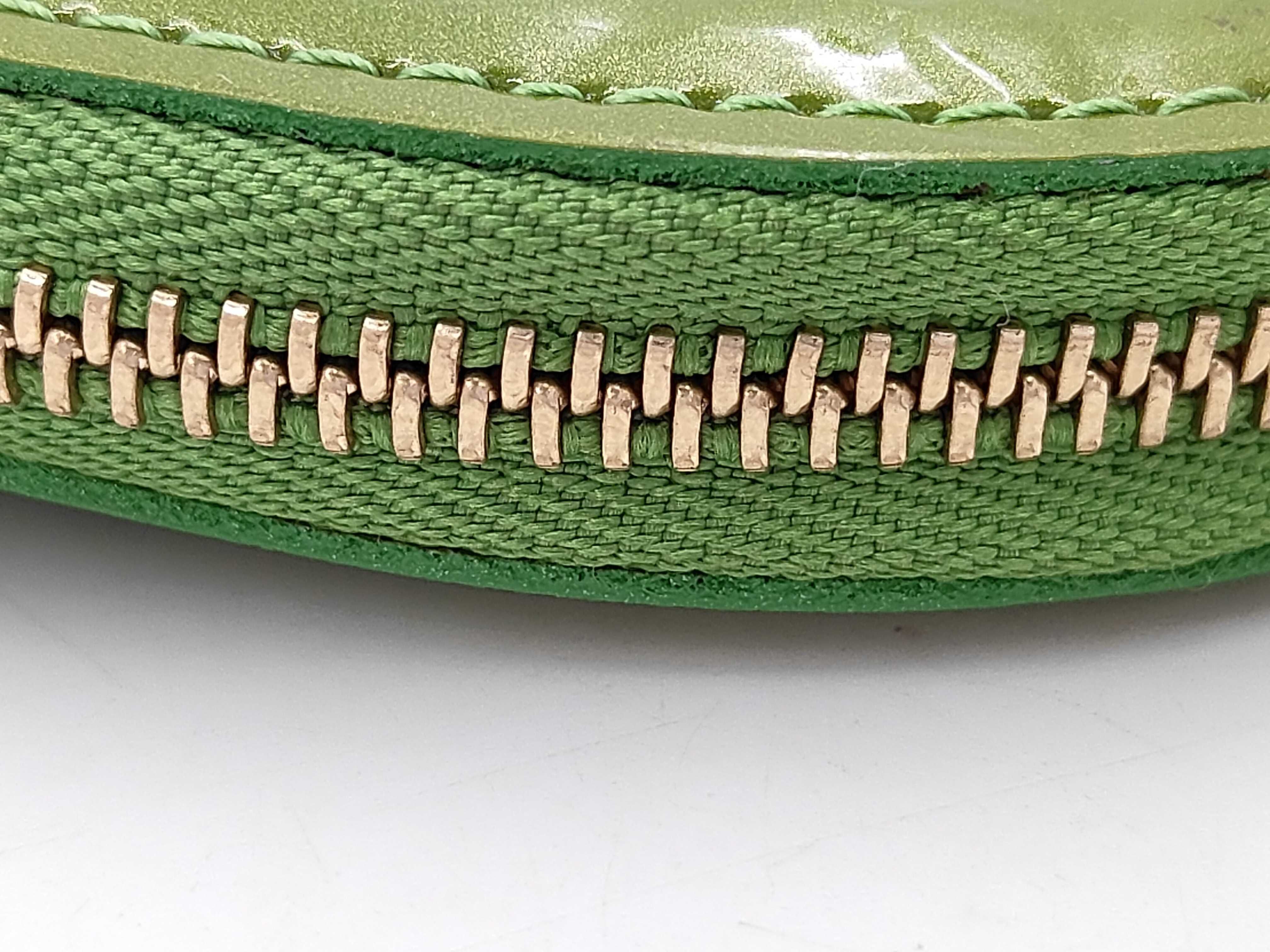 Porte Monnaie Coeur Vernis Yellow-Green M93563 TH4088 Coin Case — view 10