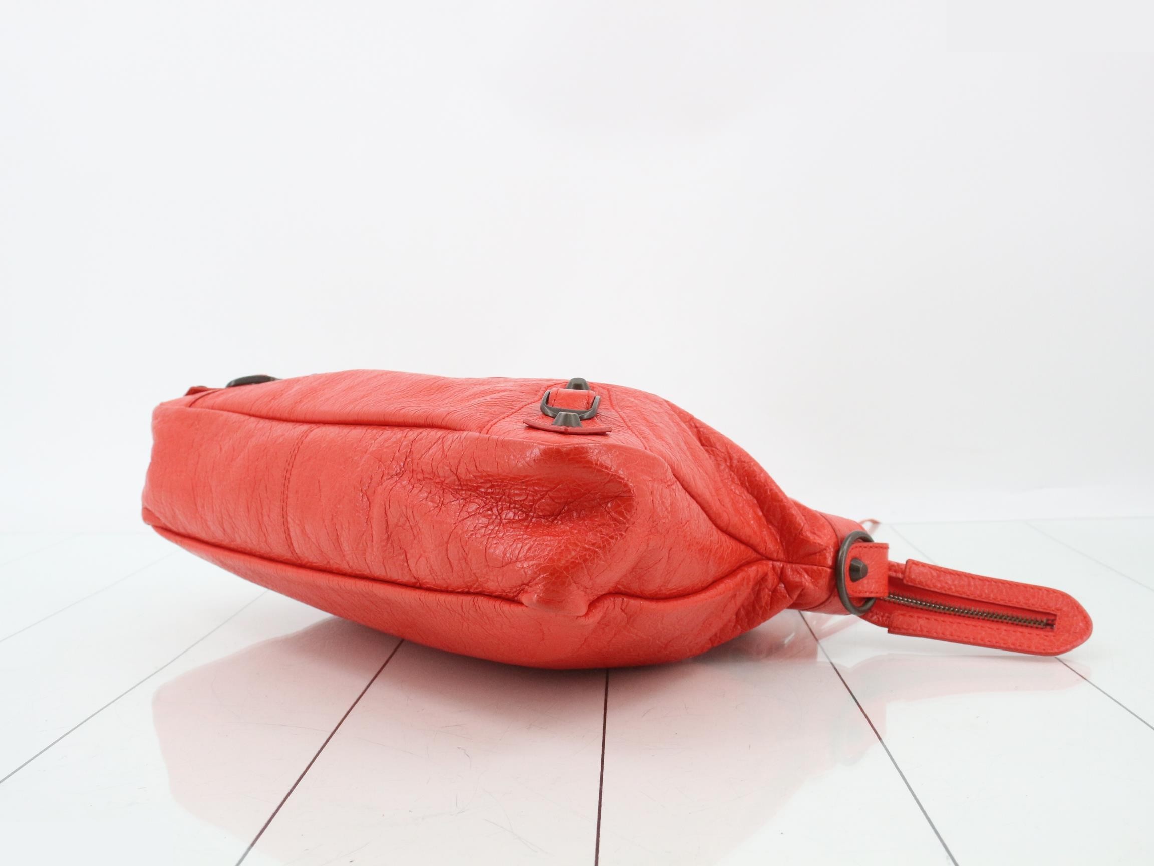 Classic handbag — view 6