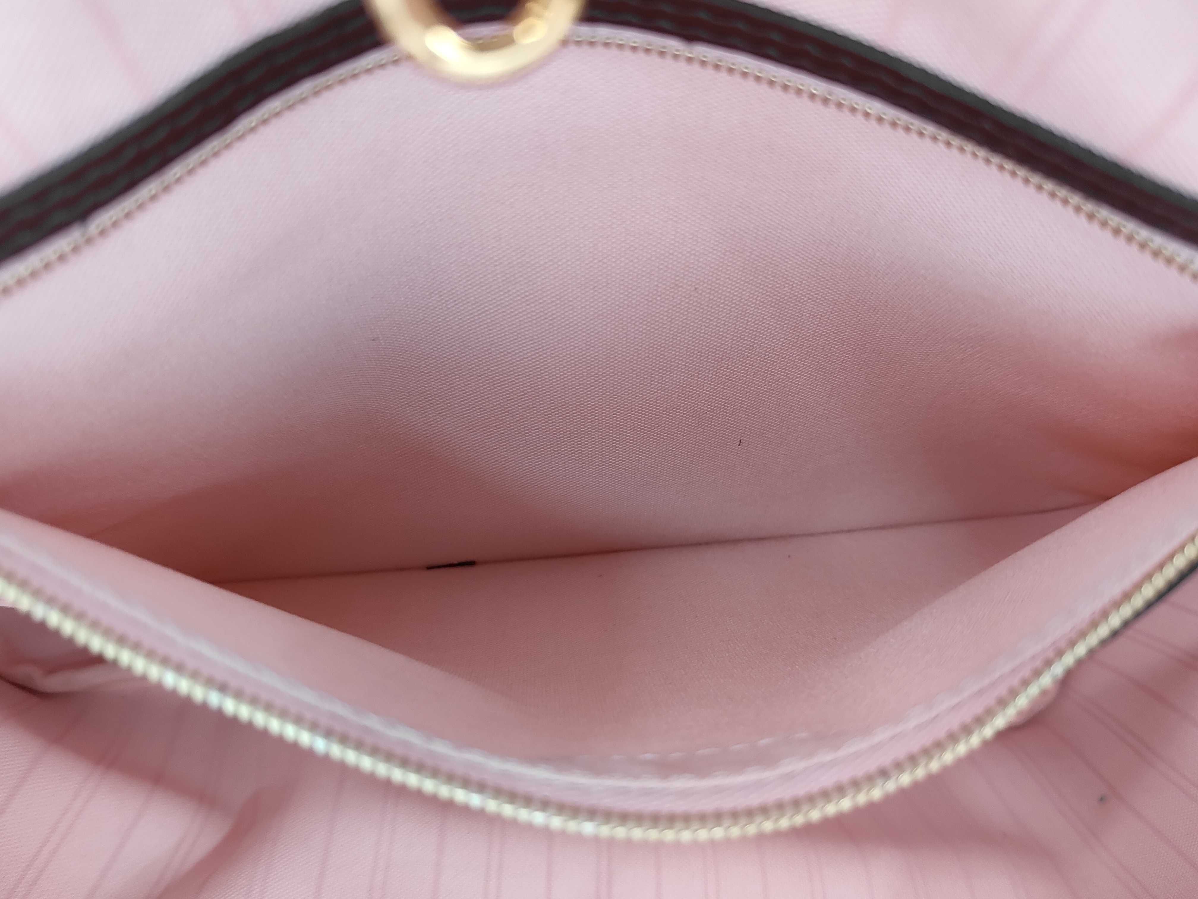 Damier Neverfull MM Tote Bag — view 12