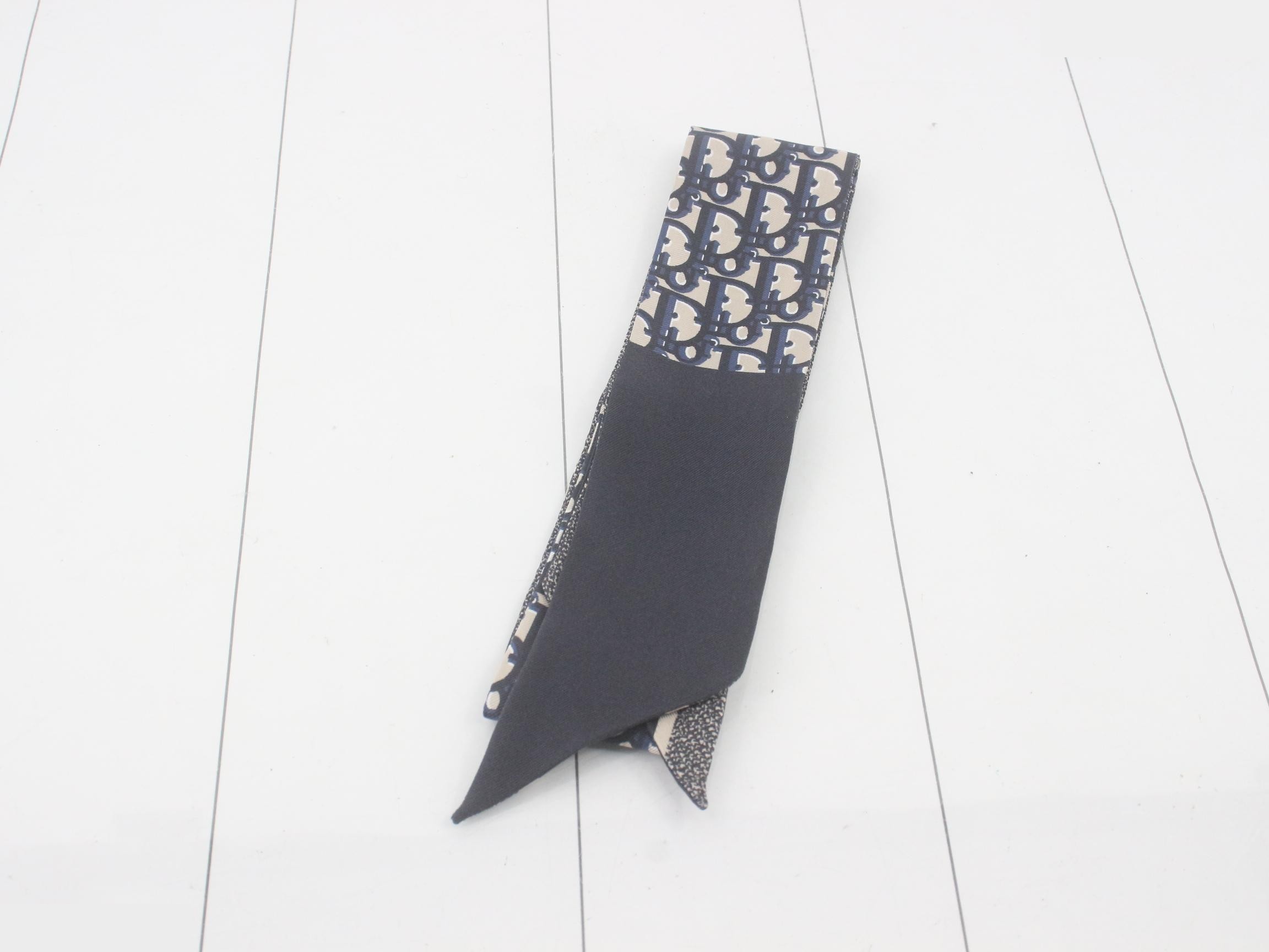 Mitzah Trotter Scarf