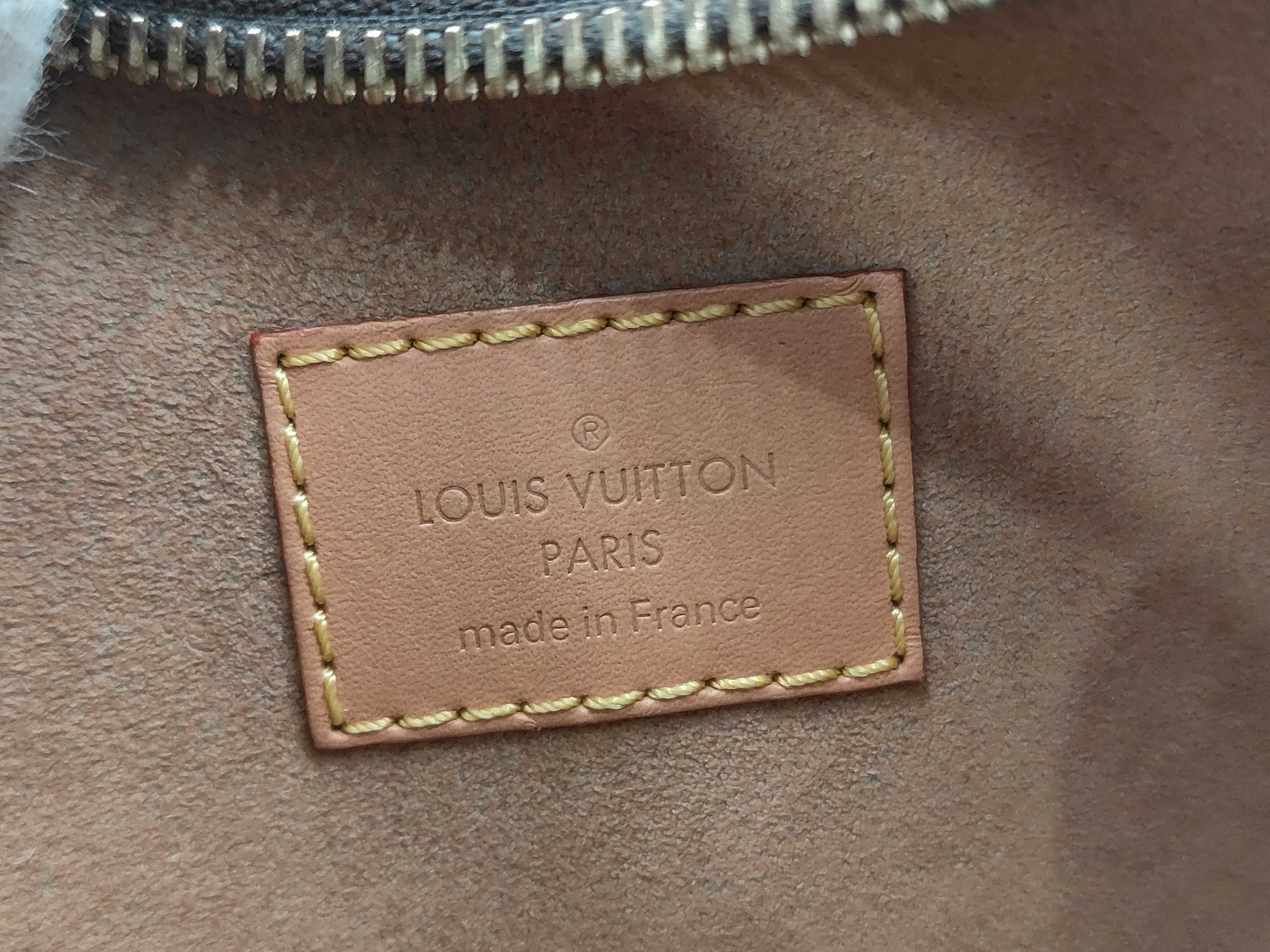 Monogram Loop Shoulder Bag M81098 Shoulder Bag — view 11