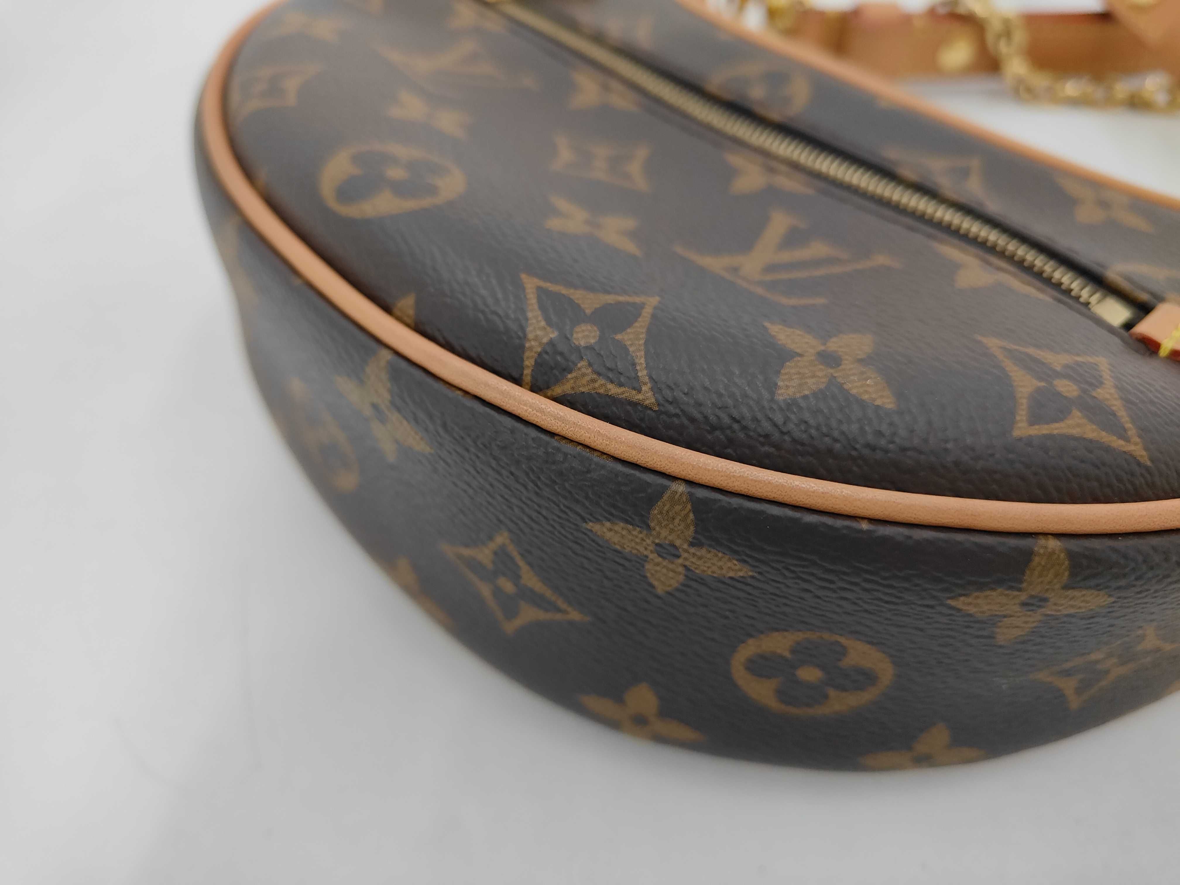 Monogram Loop Shoulder Bag M81098 Shoulder Bag — view 4