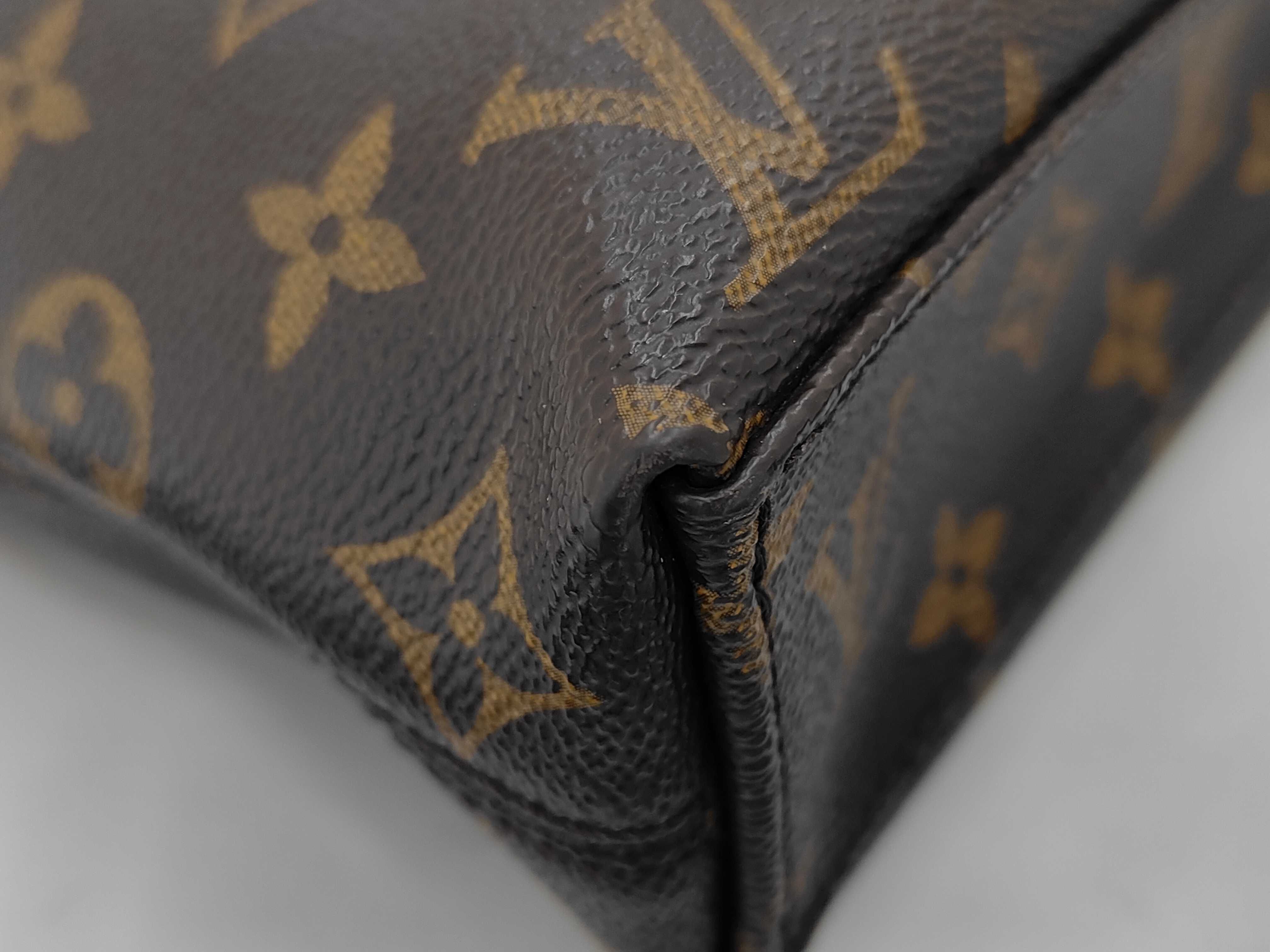 Monogram Louis Vuitton Portedocument Medium Handbag — view 3