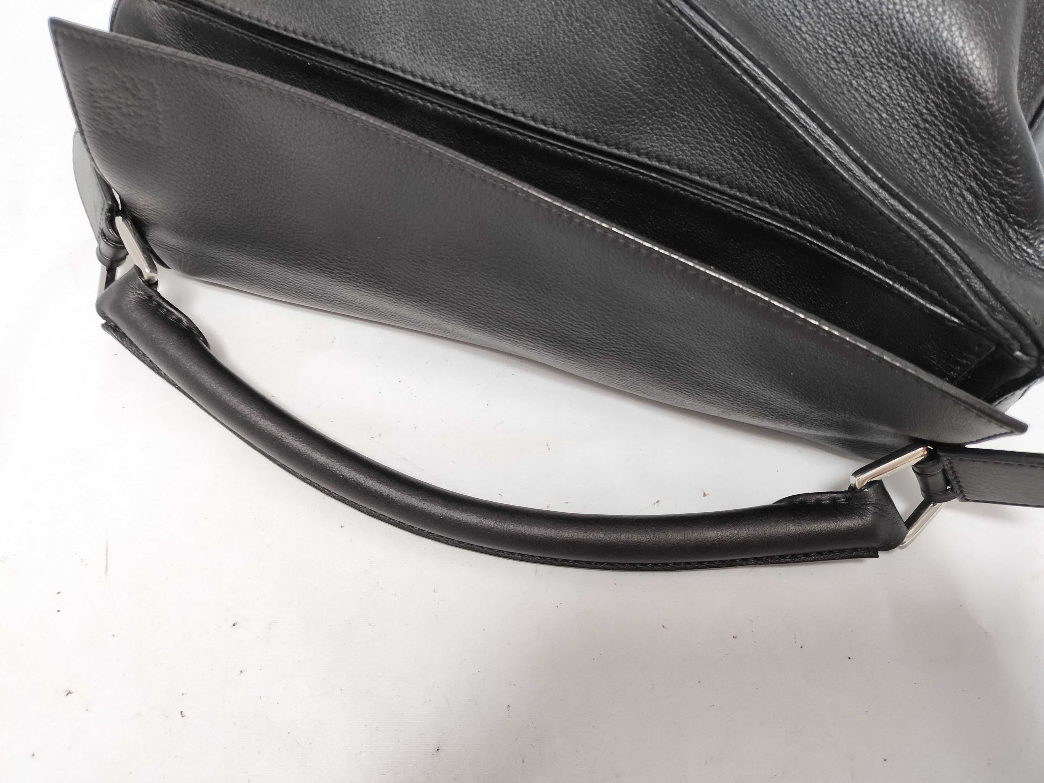 handbag — view 3