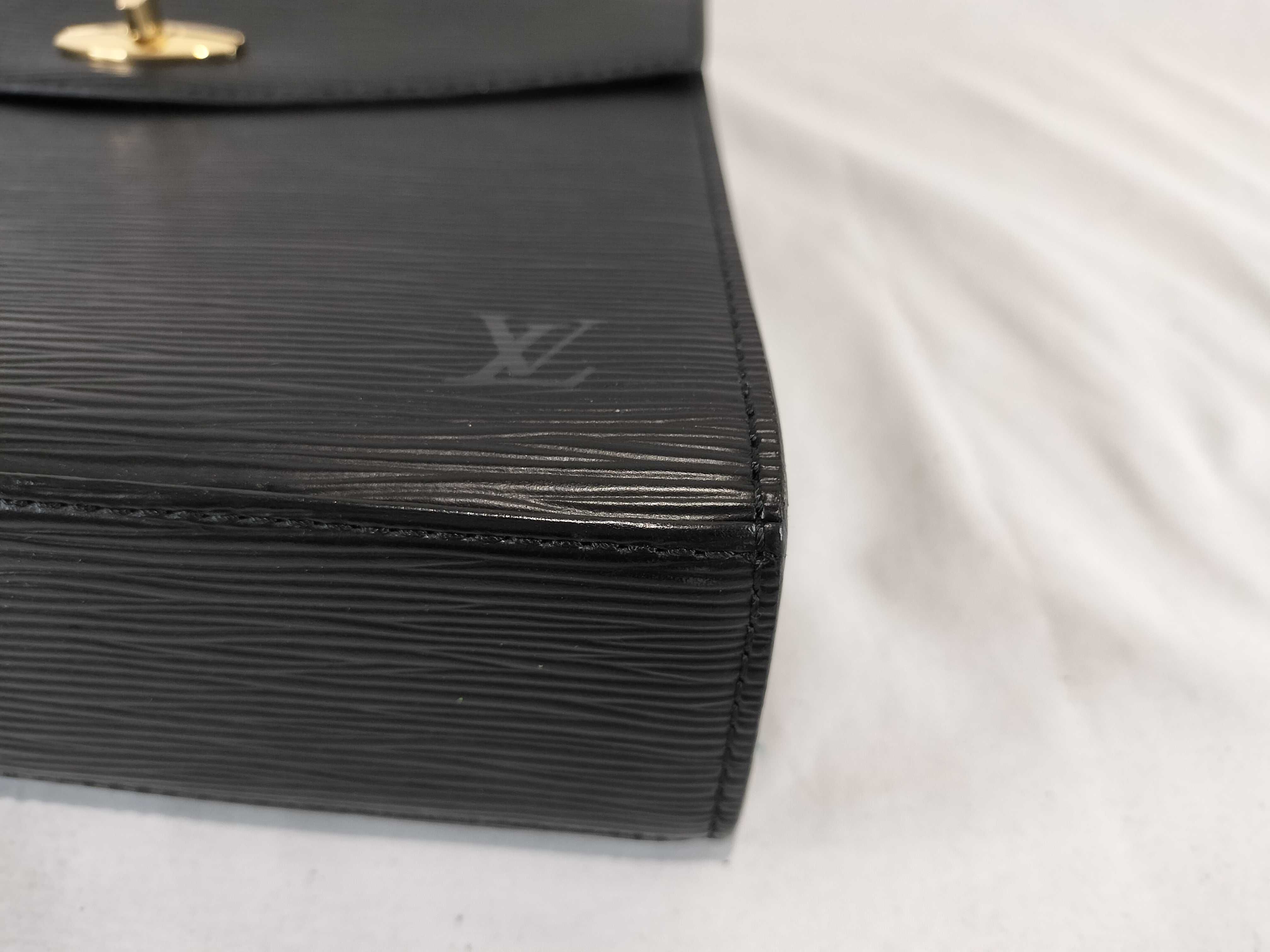 Epi Malzerbes Noir Handbag — view 8