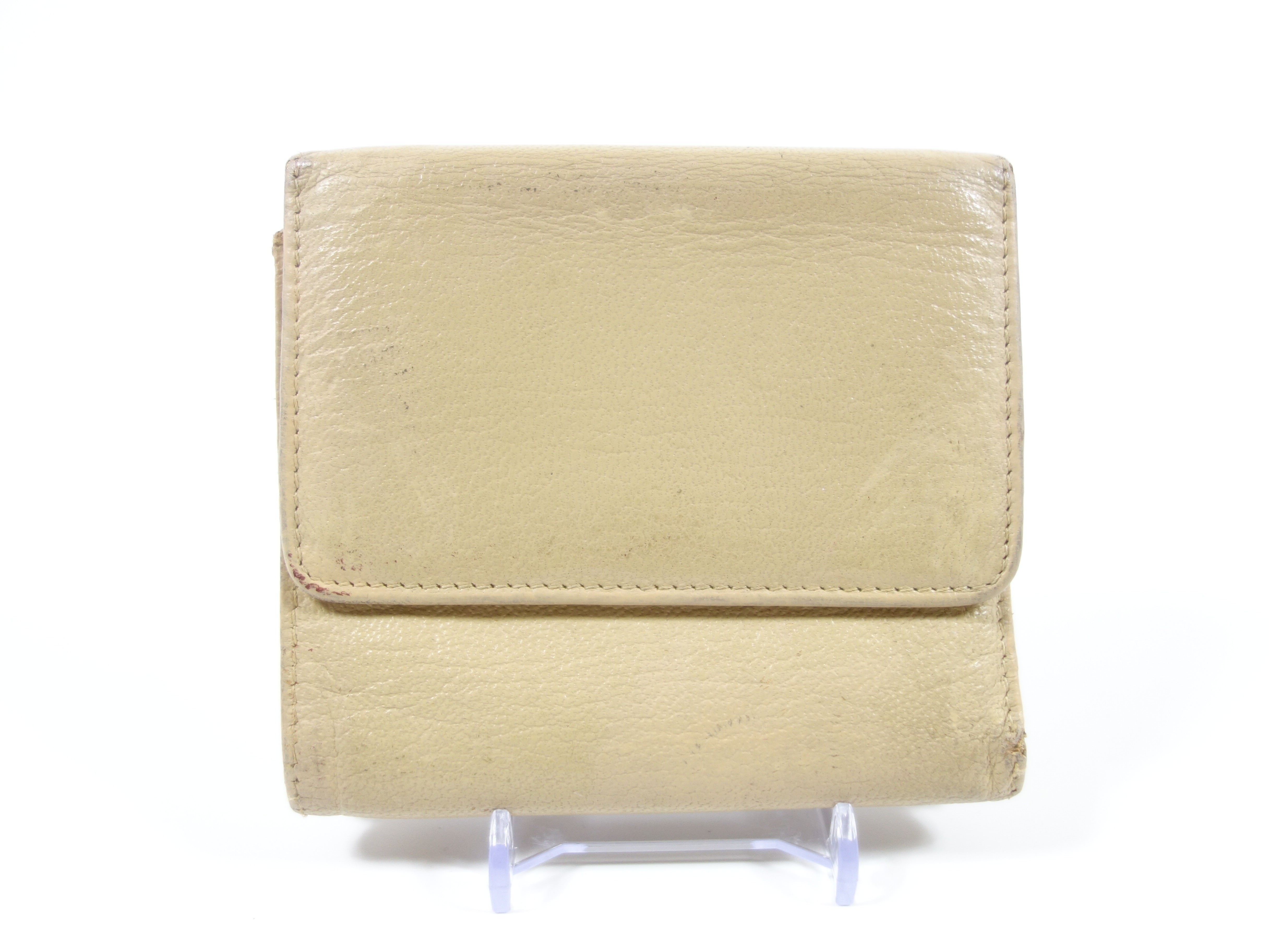 Beige wallet — view 2