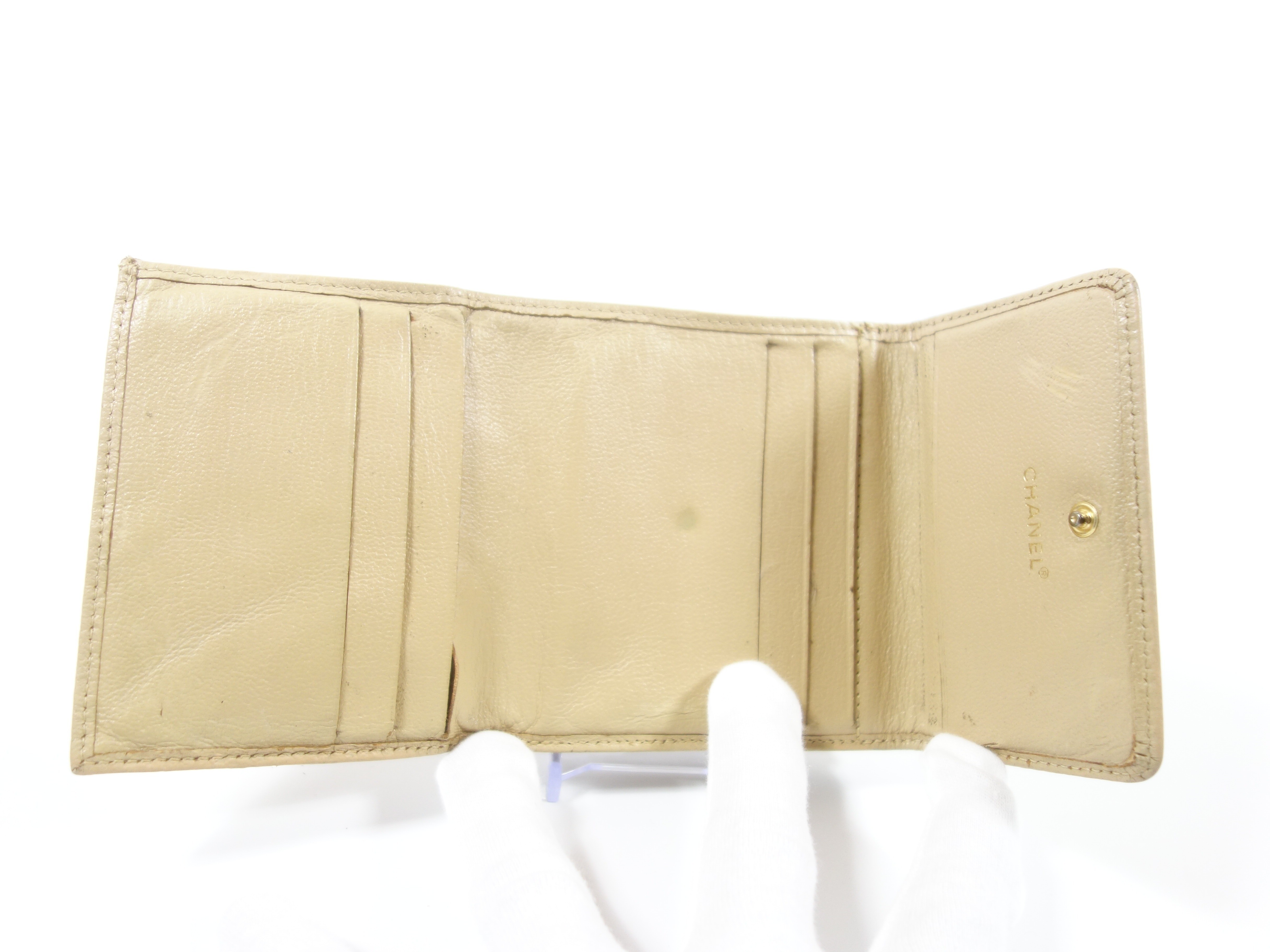 Beige wallet — view 3