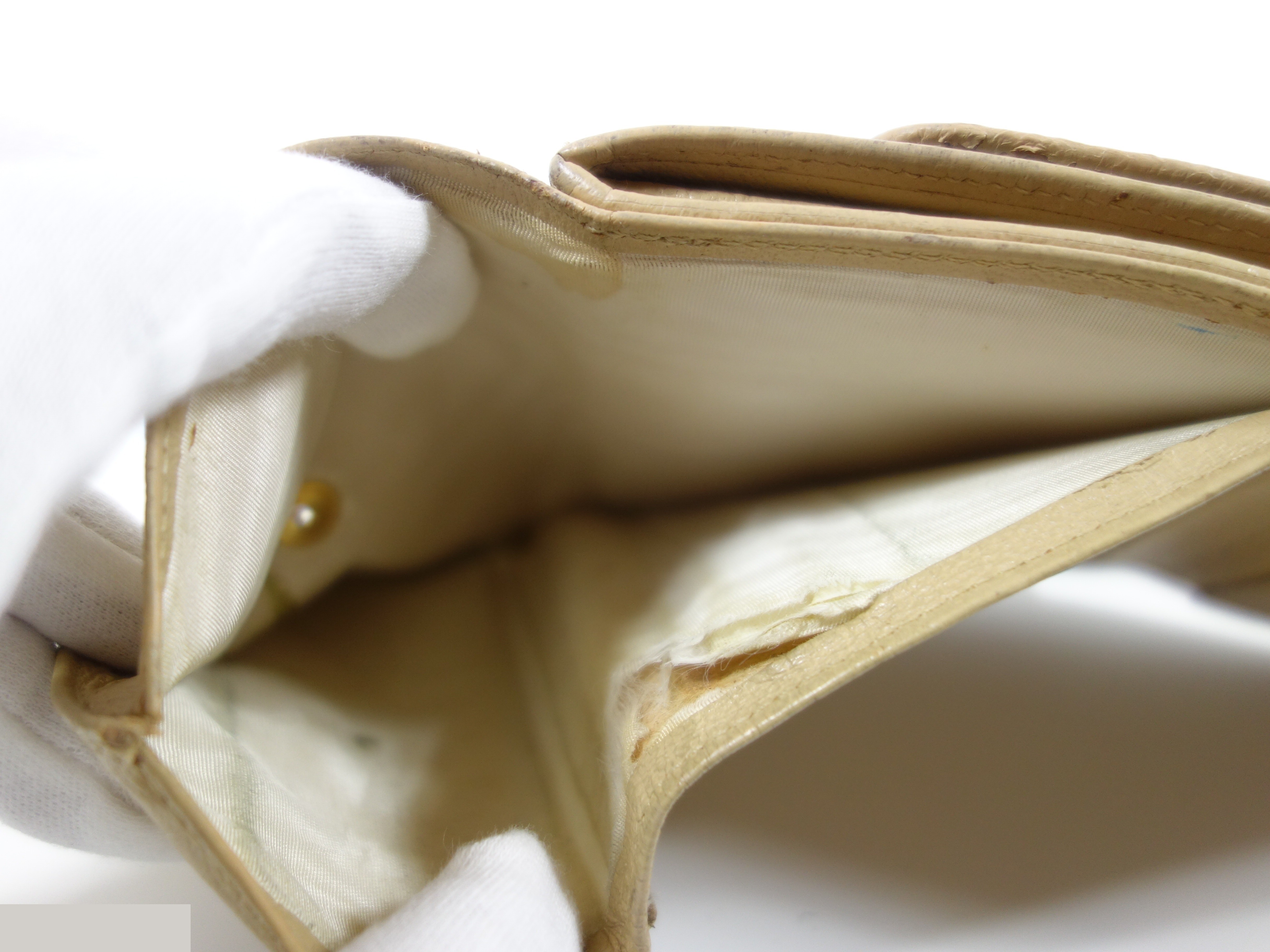 Beige wallet — view 4