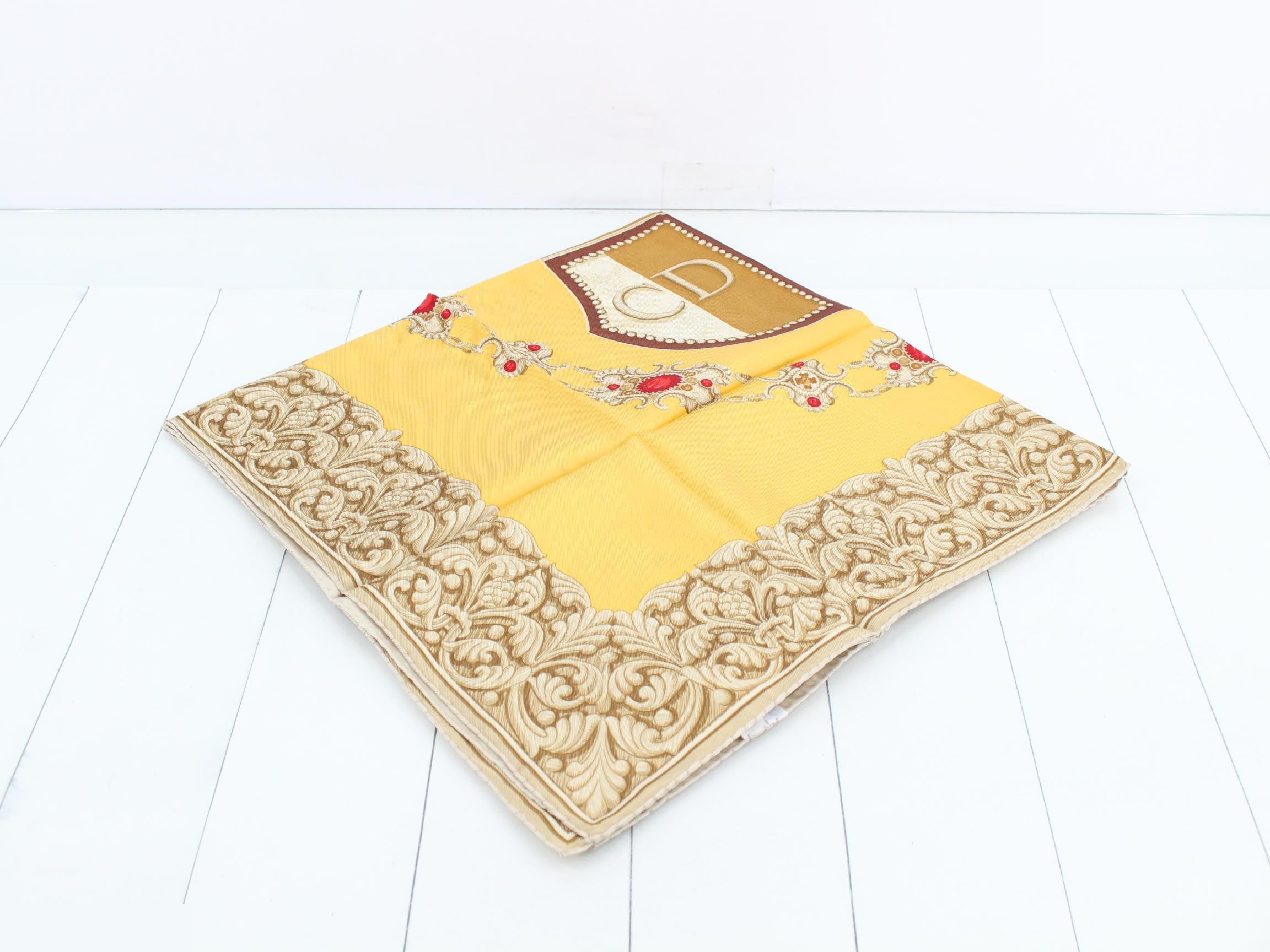 Scarf / Vintage / CD Logo — view 2