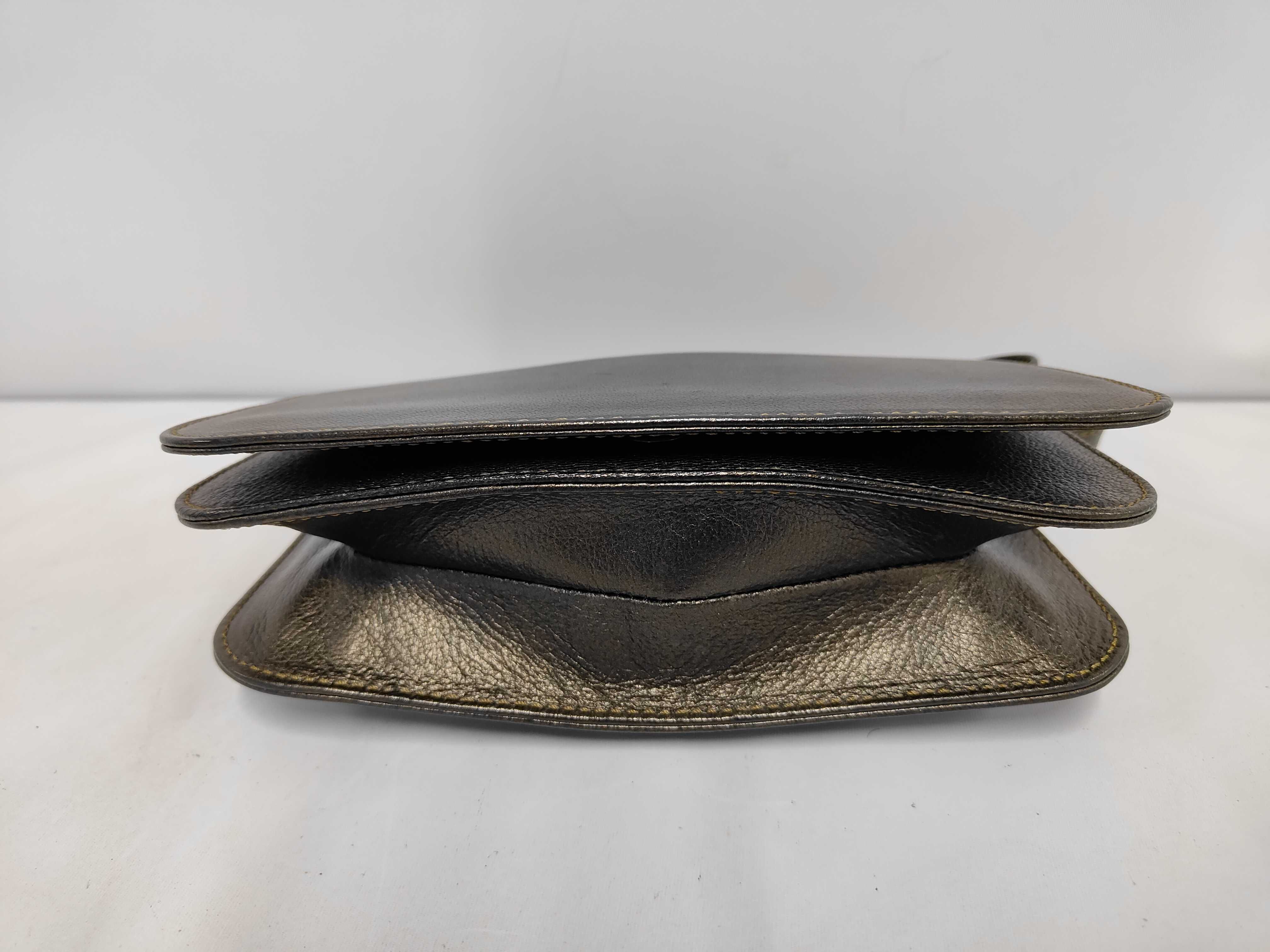 handbag — view 3