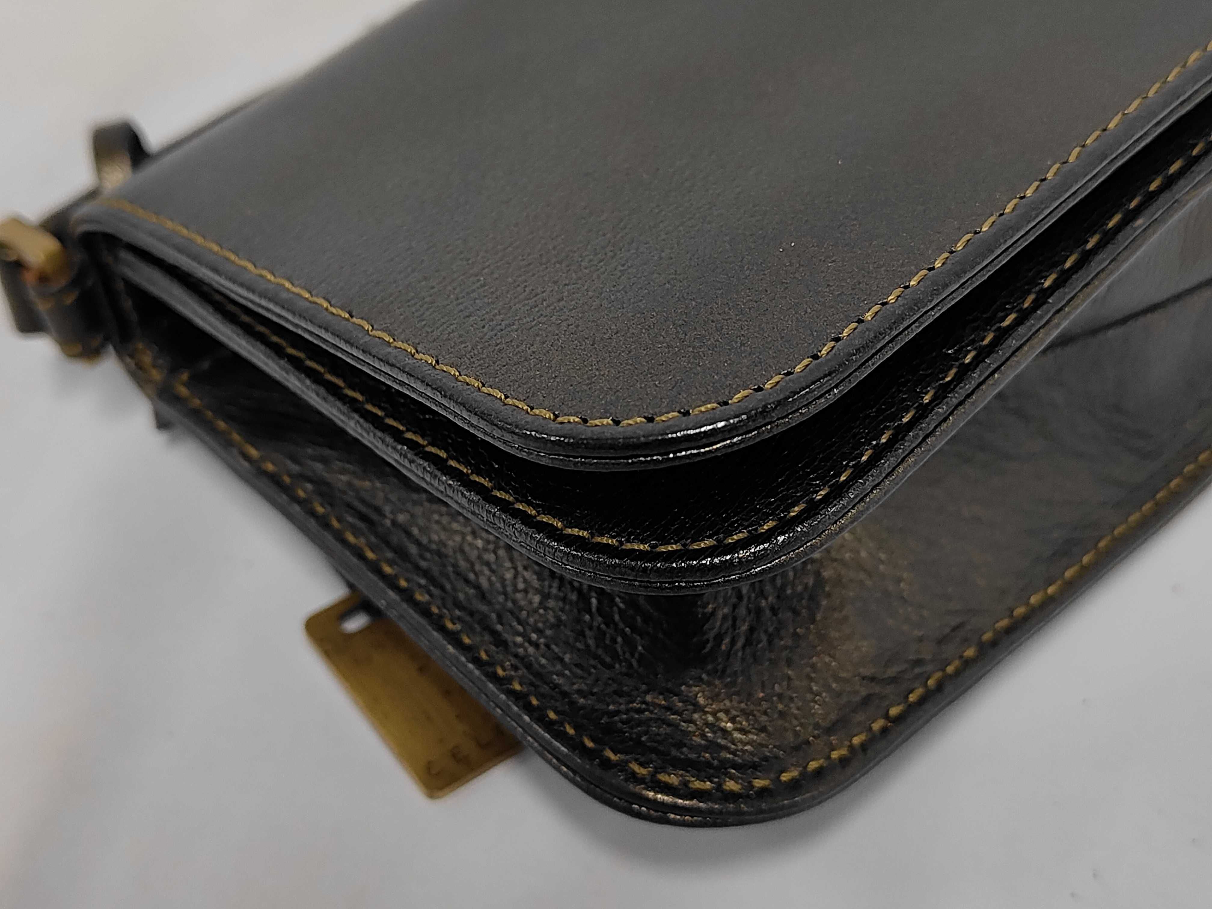 handbag — view 4