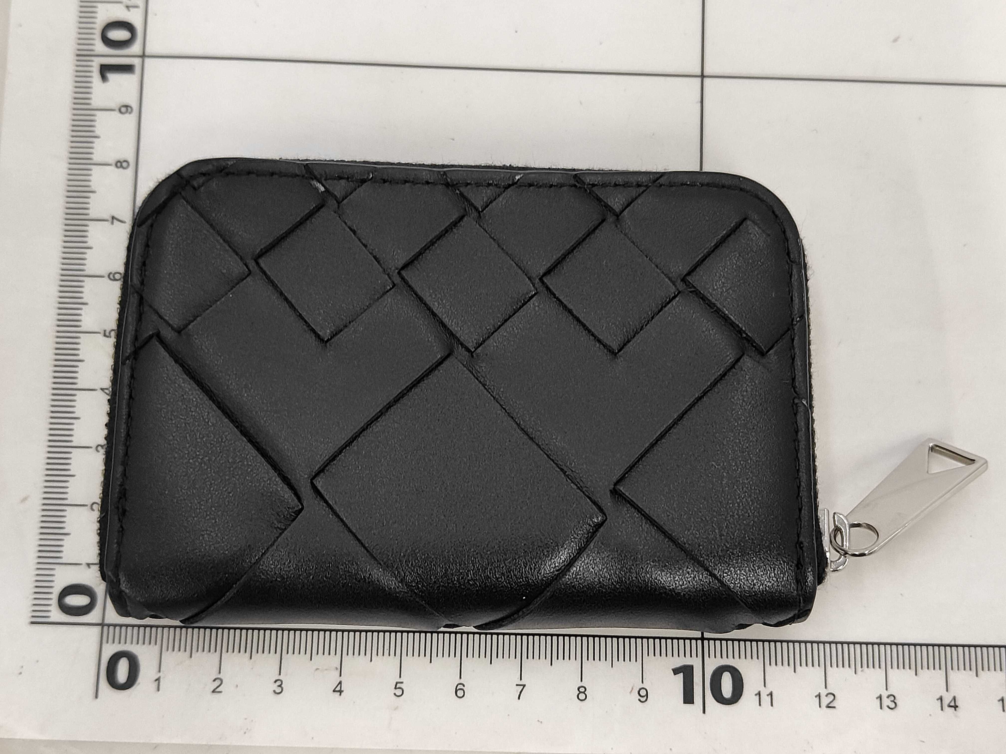Intrecciato Round Zip Coin Case — view 2