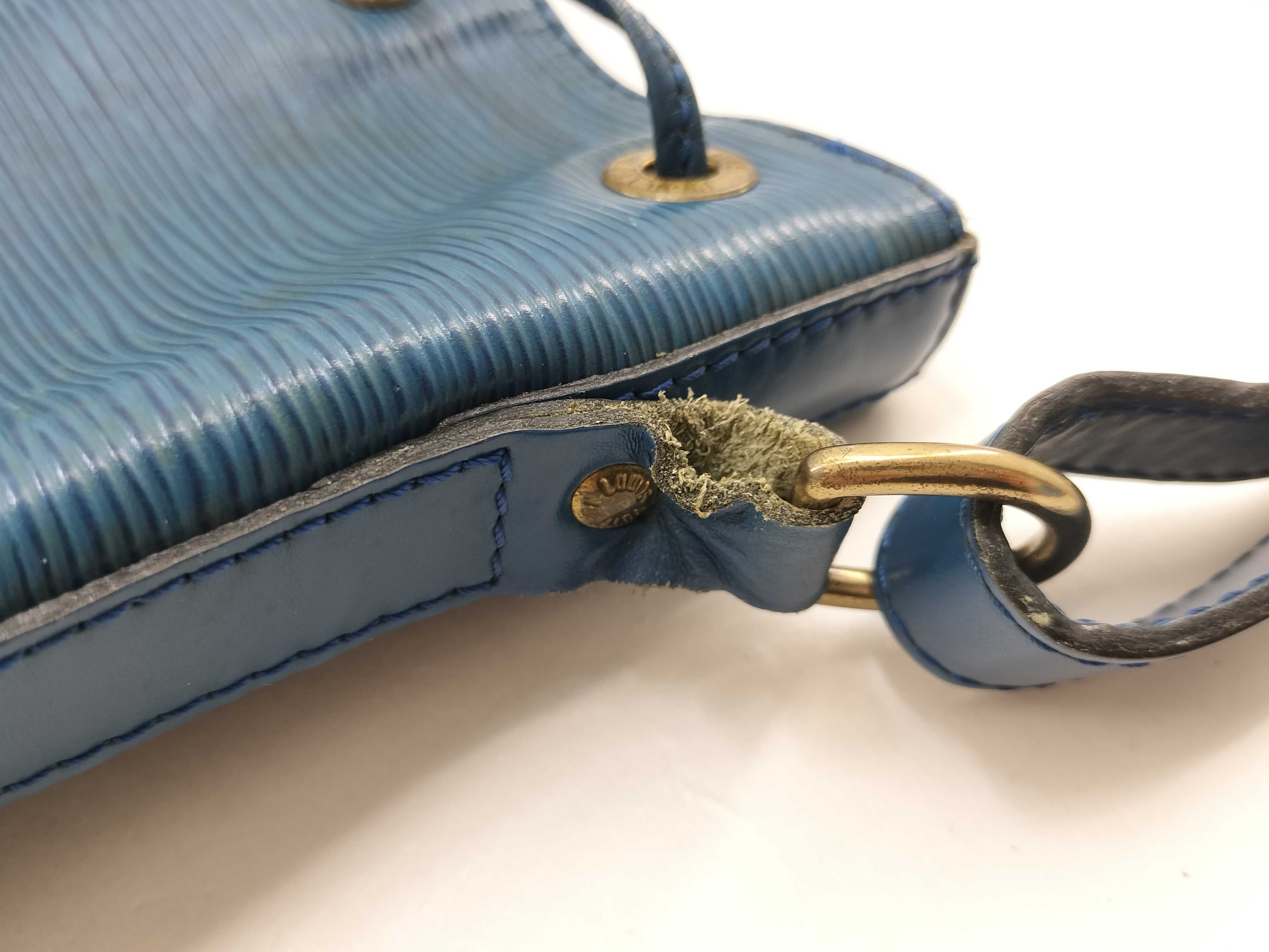 Epi Leather Petit Noé Shoulder Bag — view 15