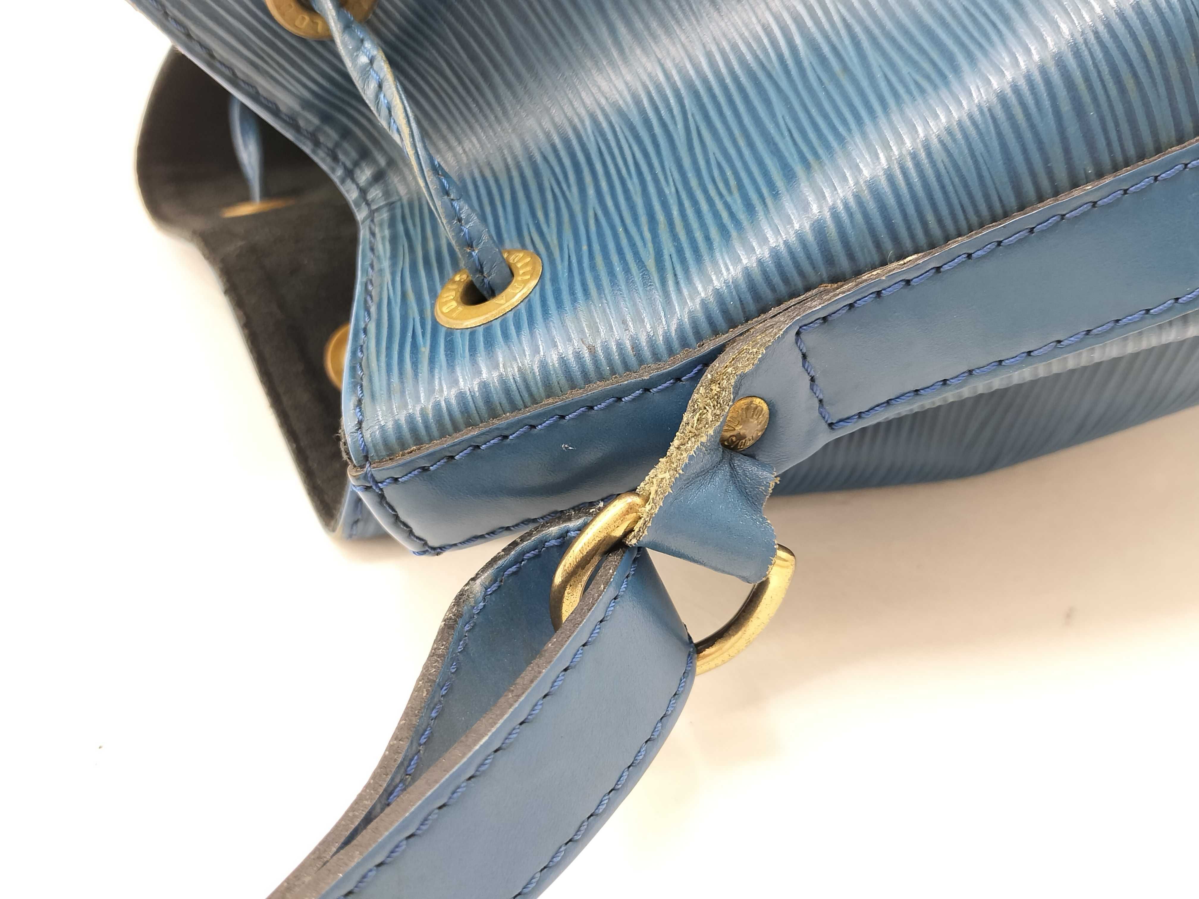 Epi Leather Petit Noé Shoulder Bag — view 7