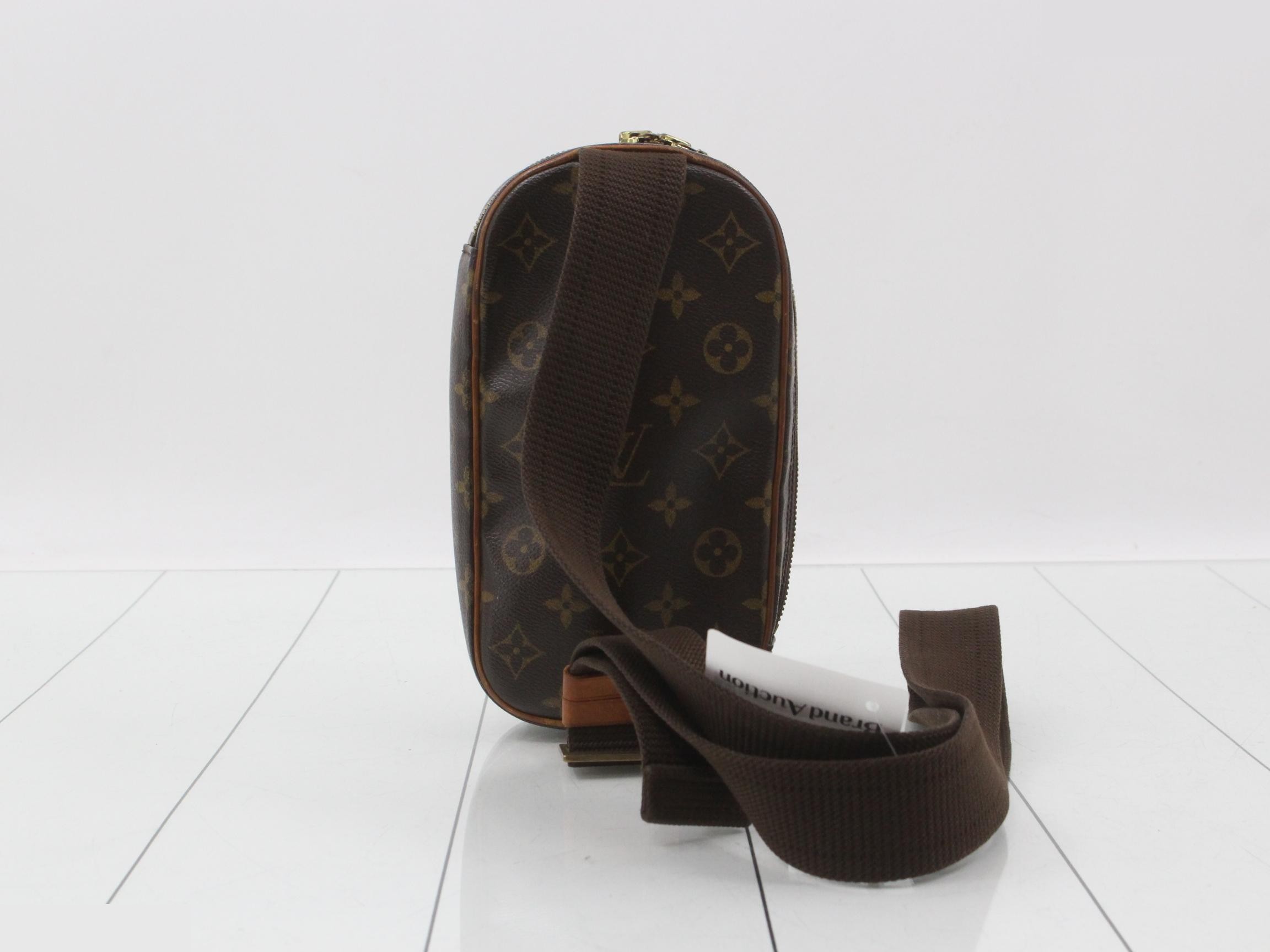 Pochette Gange — view 2