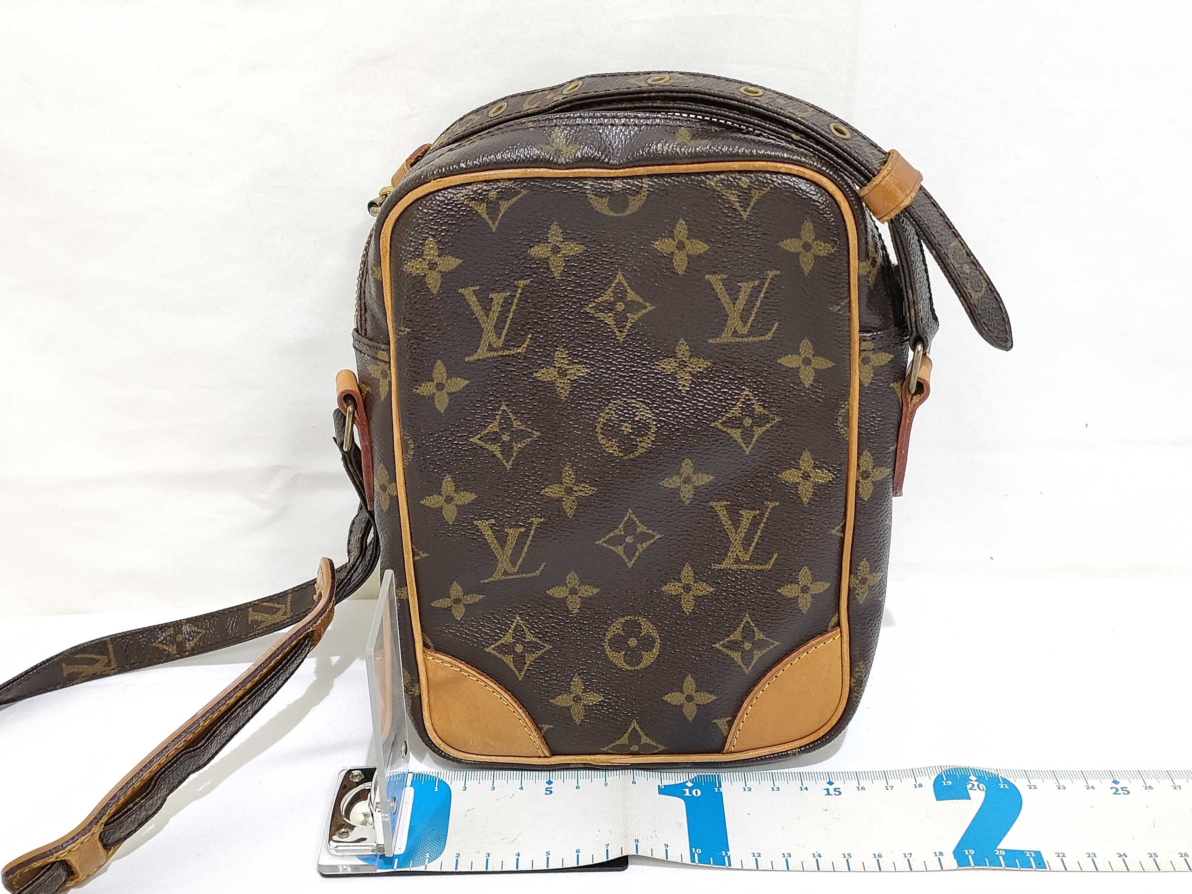 Monogram Amazon M45236 TH0950 Brown Shoulder Bag — view 2