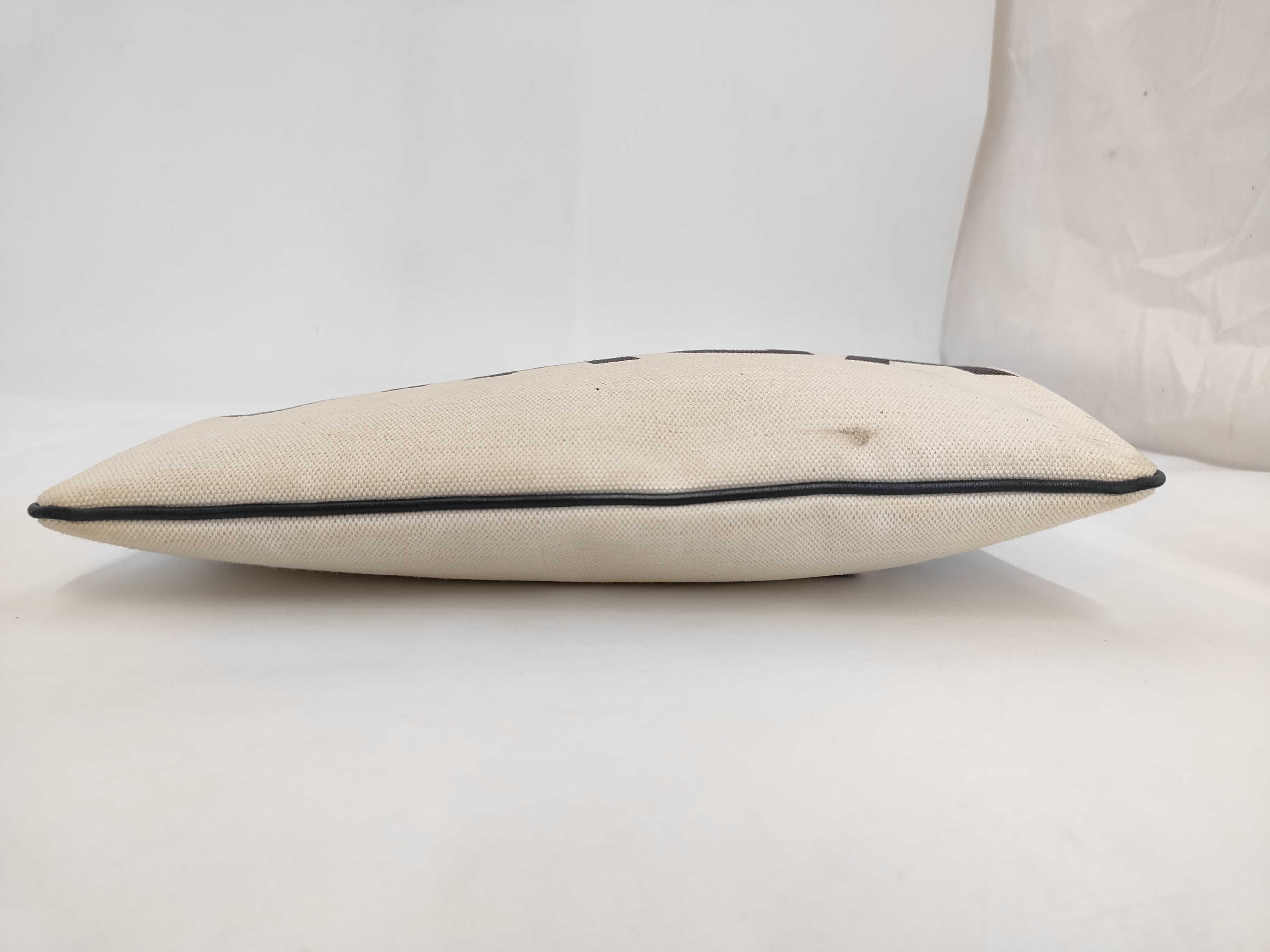 Canvas Second Clutch Bag — view 3
