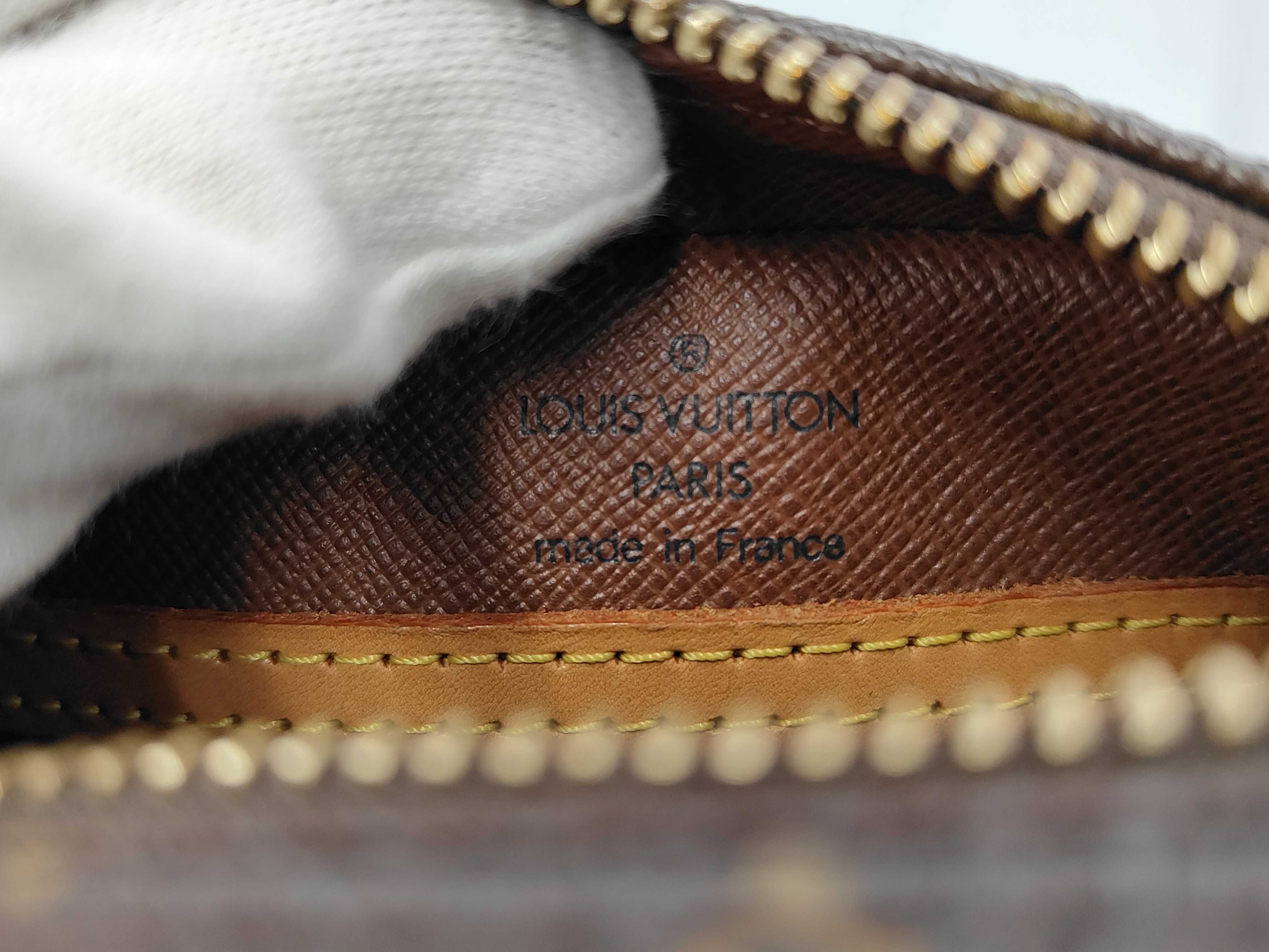 Shoulder Bag Blois Monogram M51221 Leather Bag — view 11