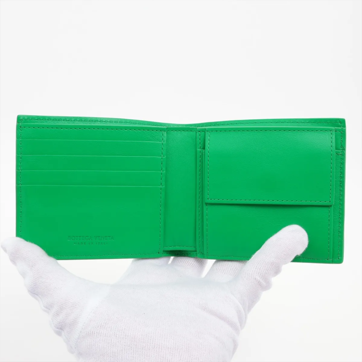 Intrecciato Leather Compact Wallet Green — view 3