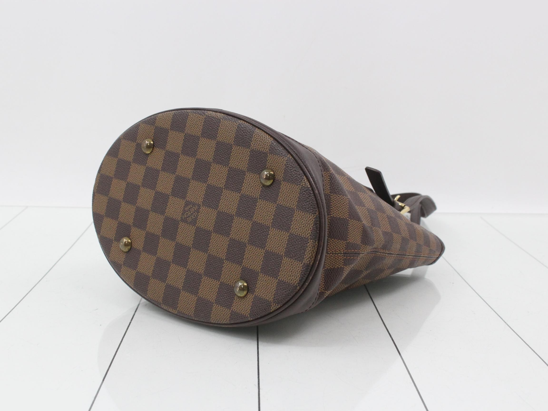 Mare with pouch — view 6
