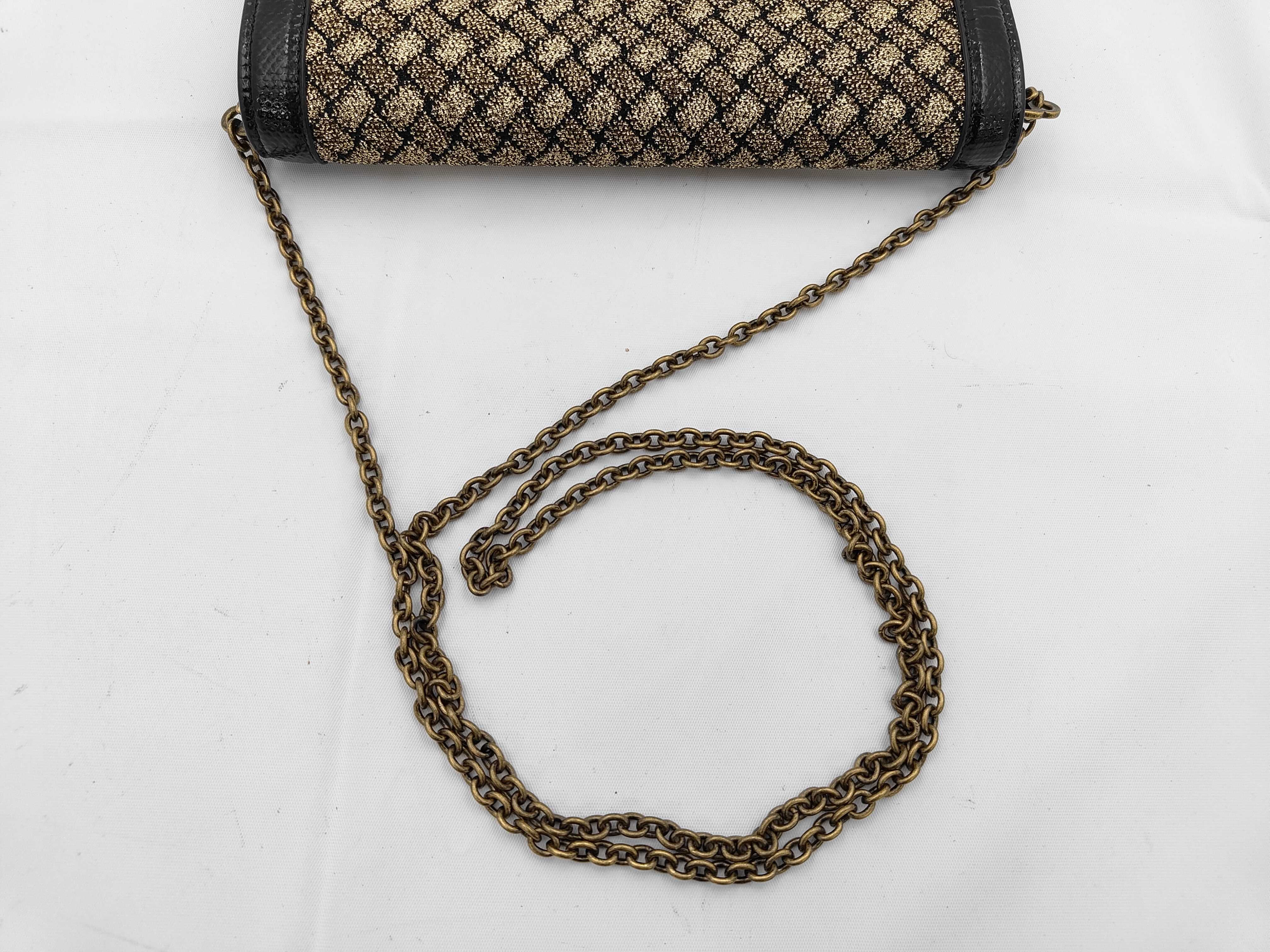 Intrecciato Chain Wallet Black x Gold Bag — view 3