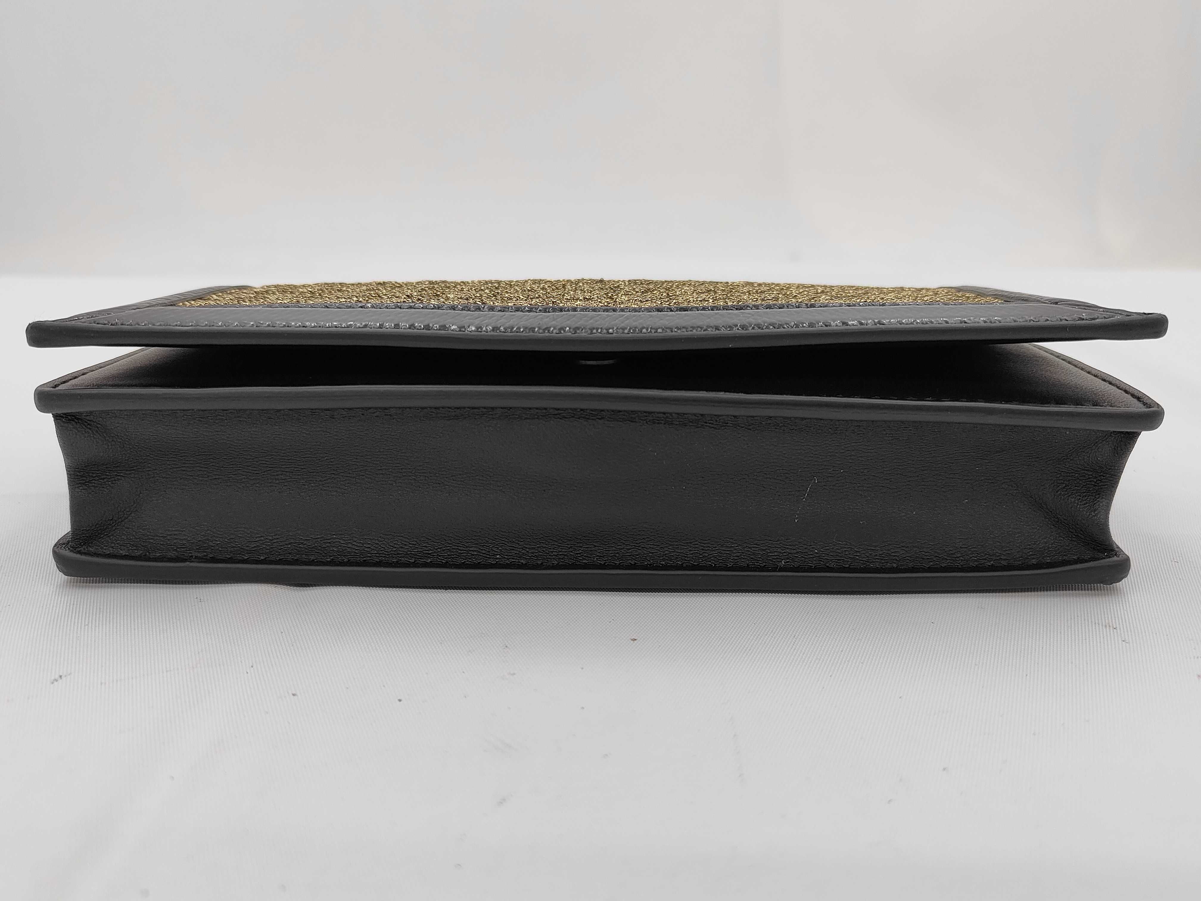 Intrecciato Chain Wallet Black x Gold Bag — view 5