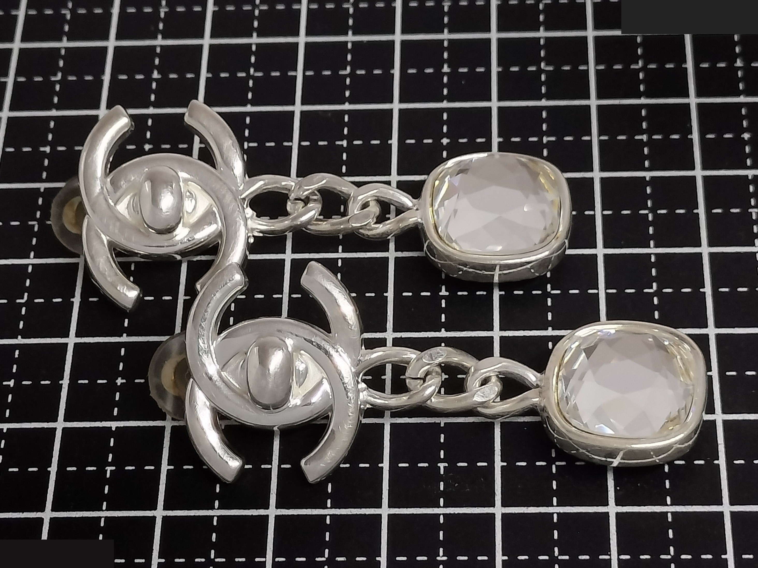 Coco Turnlock Dangle Silver Earrings — view 6