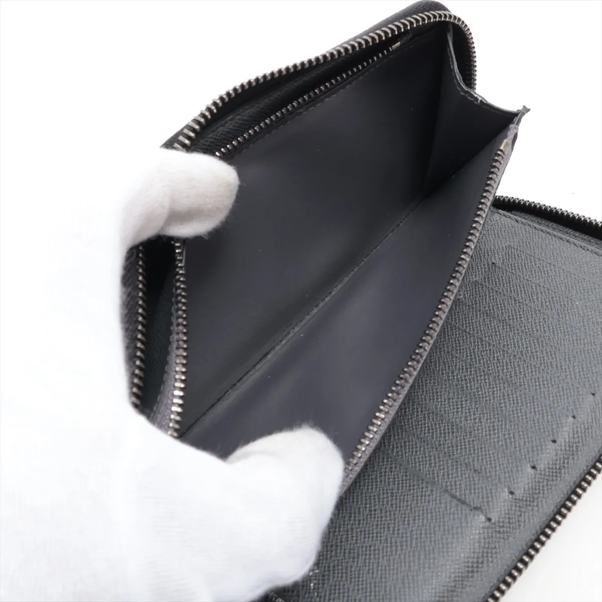 x Yayoi Kusama Monogram Eclipse LV x YK Zippy Wallet Vertical M81971 Leather Round Zip Wallet Black (RFID detected) — view 7