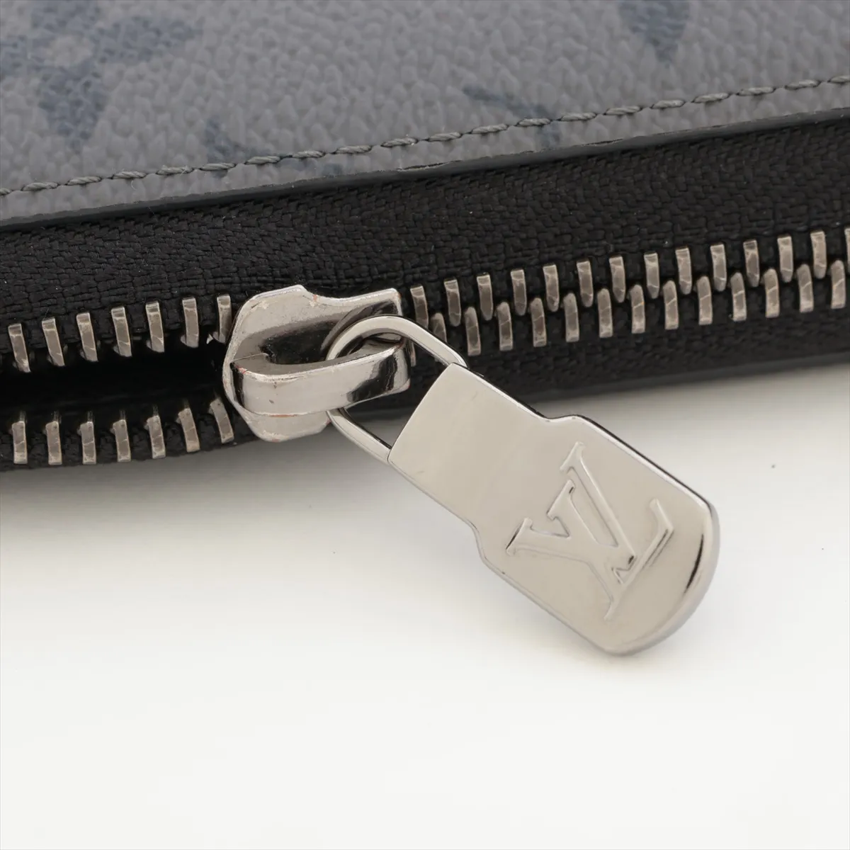 x Yayoi Kusama Monogram Eclipse LV x YK Zippy Wallet Vertical M81971 Leather Round Zip Wallet Black (RFID detected) — view 10