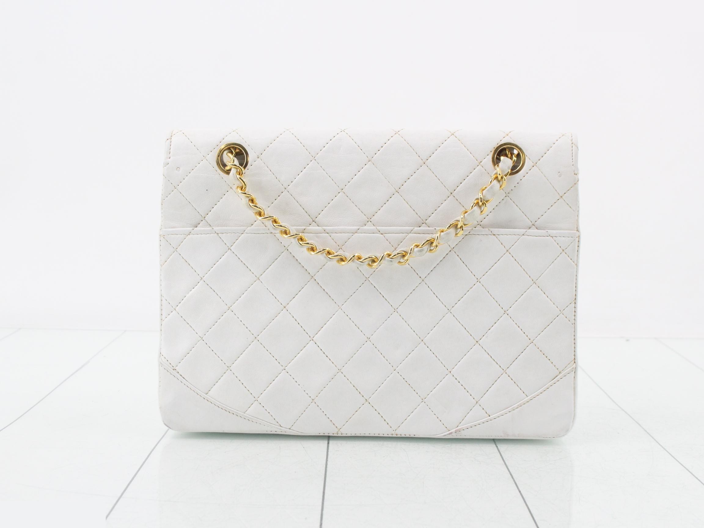 Matelassé Chain Shoulder Single Flap Shoulder Bag — view 2