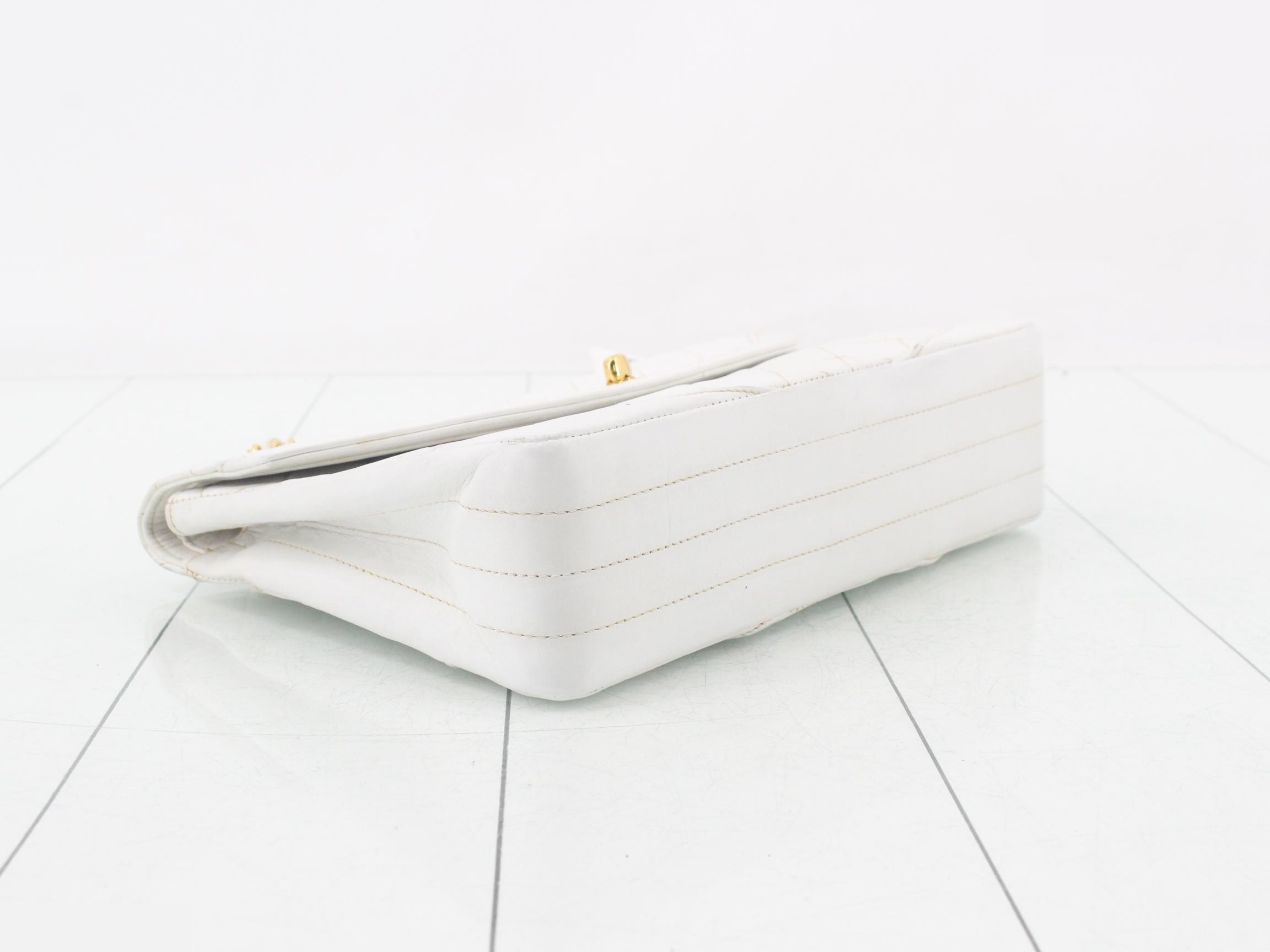Matelassé Chain Shoulder Single Flap Shoulder Bag — view 5