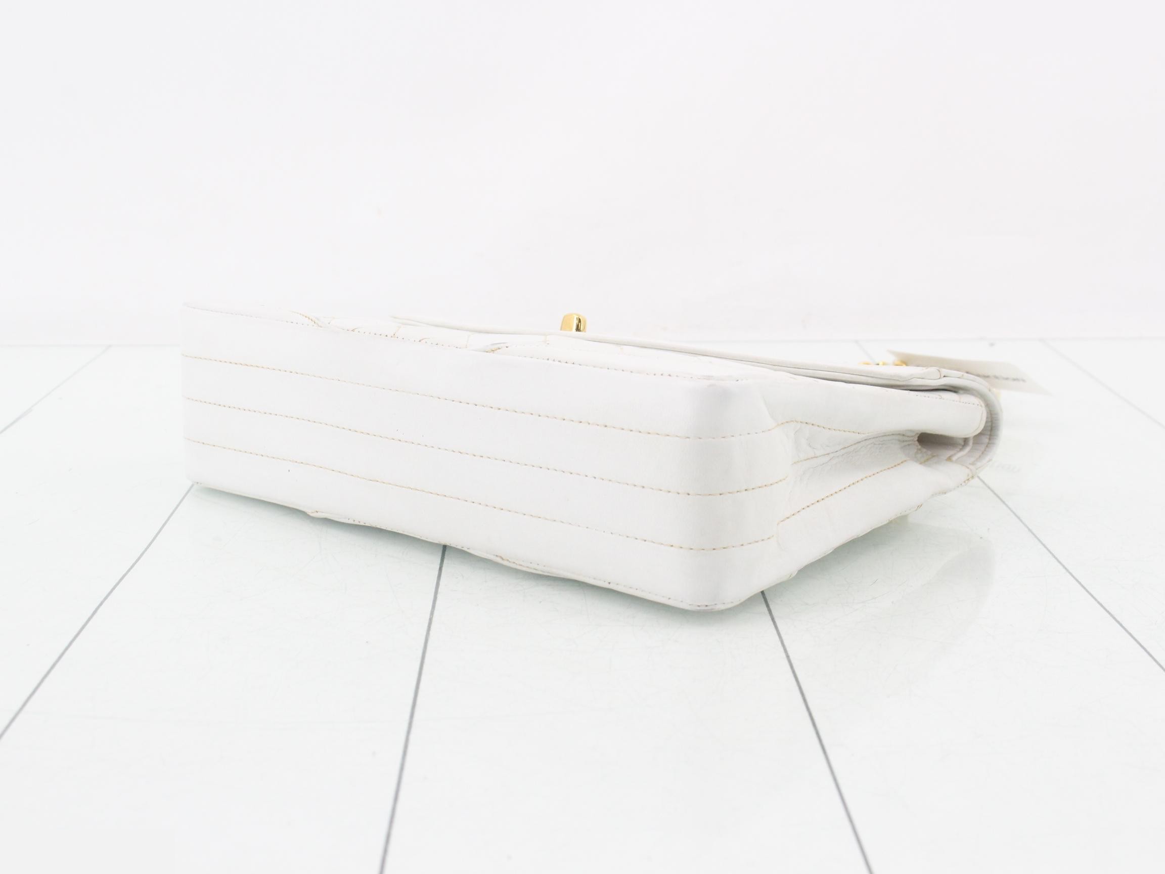 Matelassé Chain Shoulder Single Flap Shoulder Bag — view 6