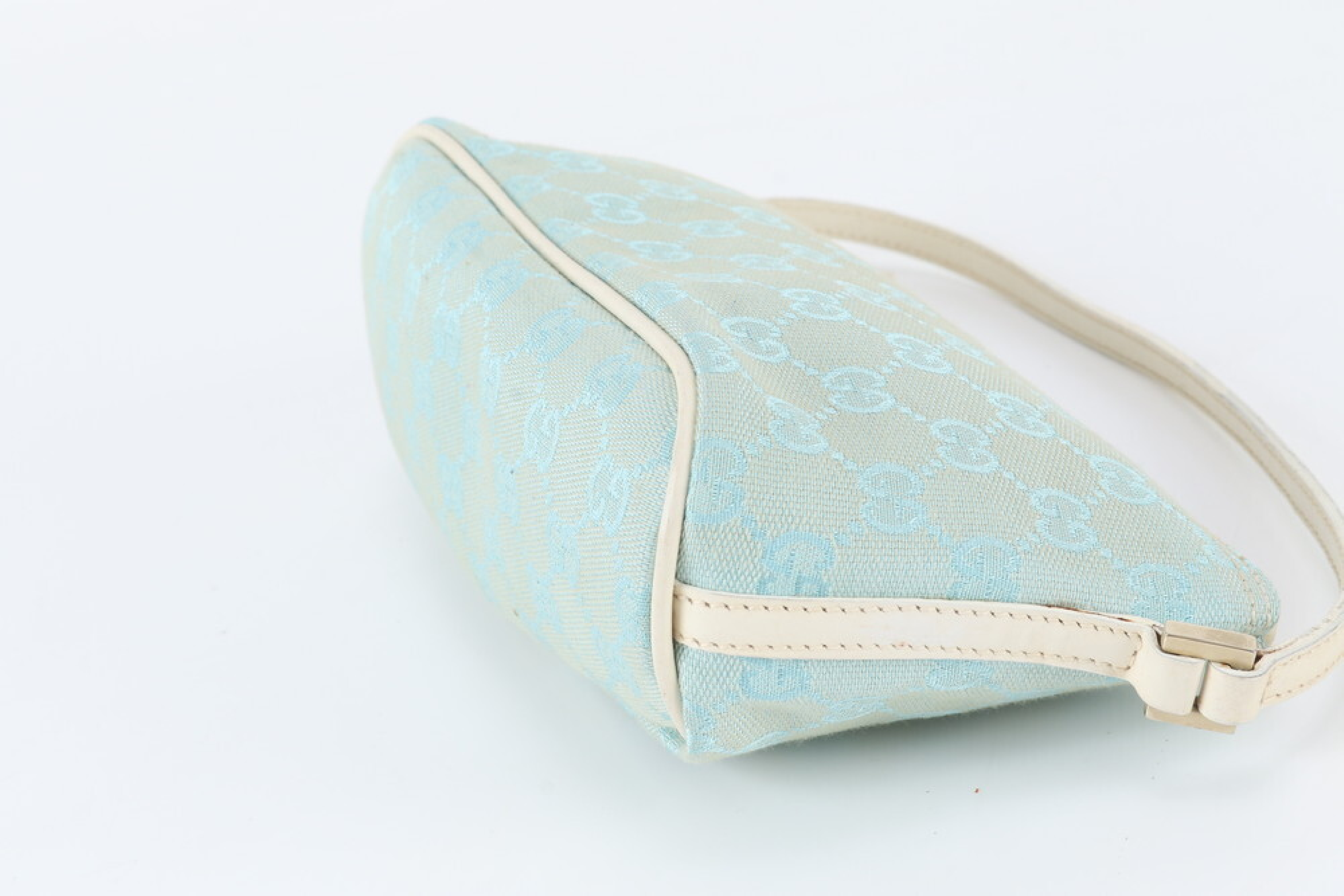 GG Canvas Leather Accessory Pouch 039 1103 Shoulder Bag — view 5